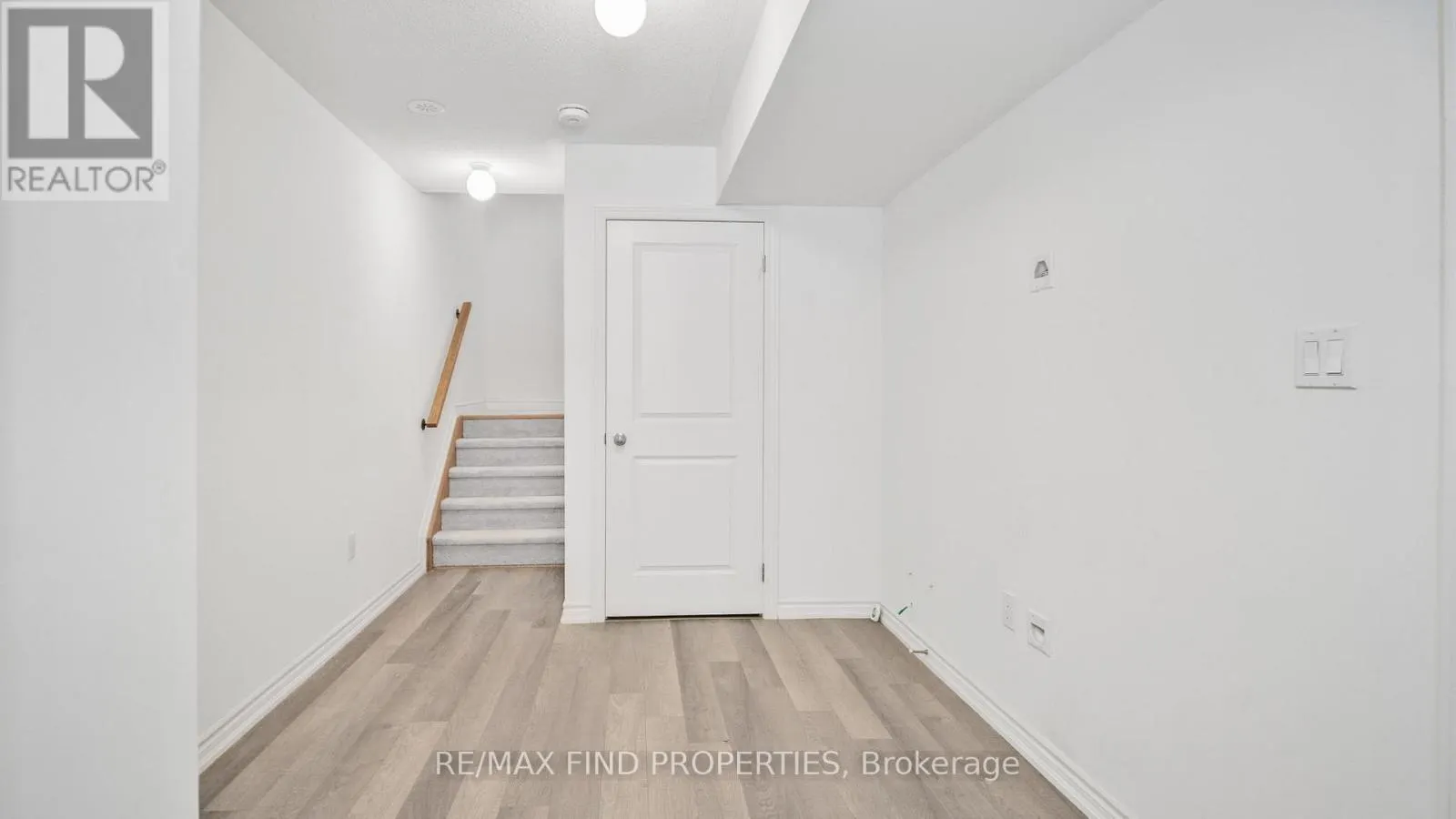 2567 LADYFERN CROSSING