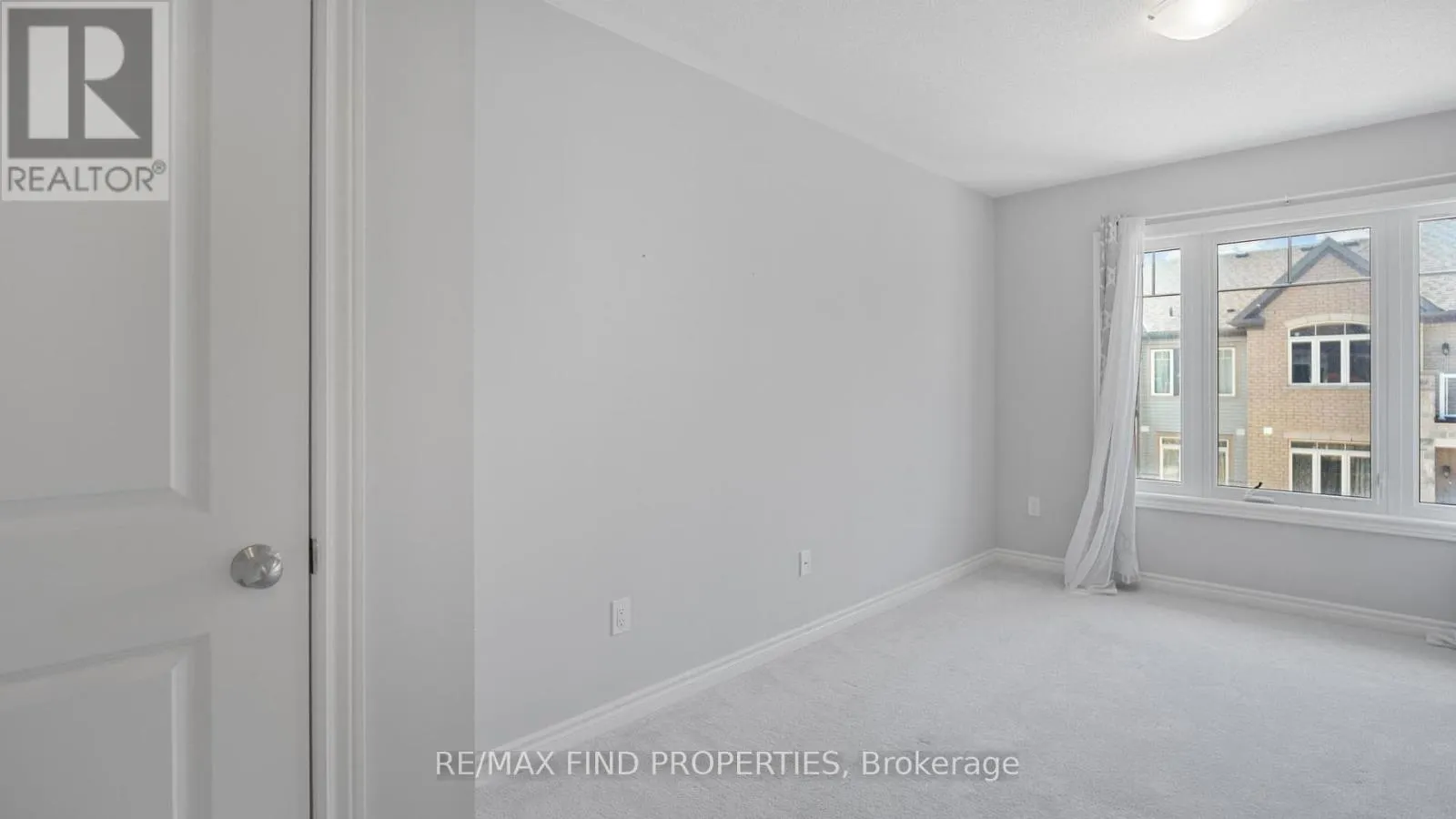 2567 LADYFERN CROSSING