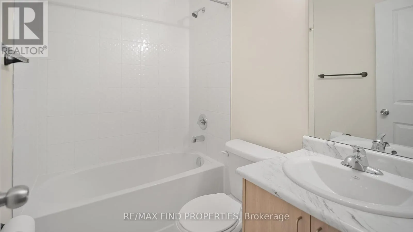 2567 LADYFERN CROSSING