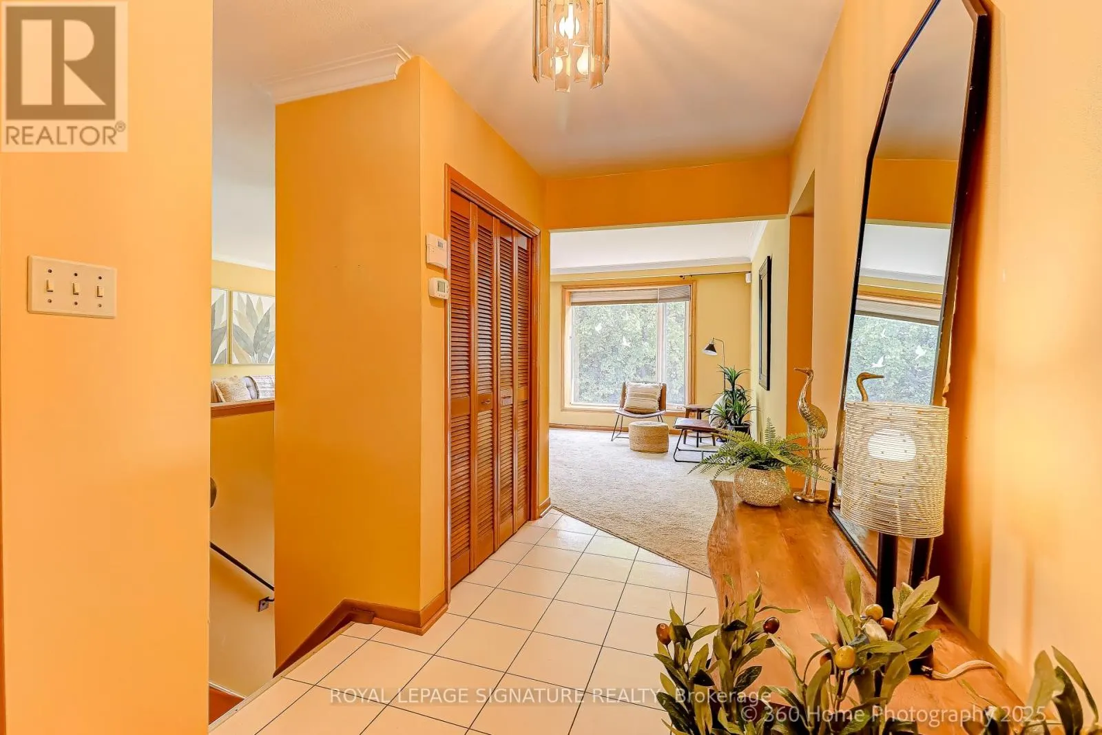 89 PORTICO DRIVE