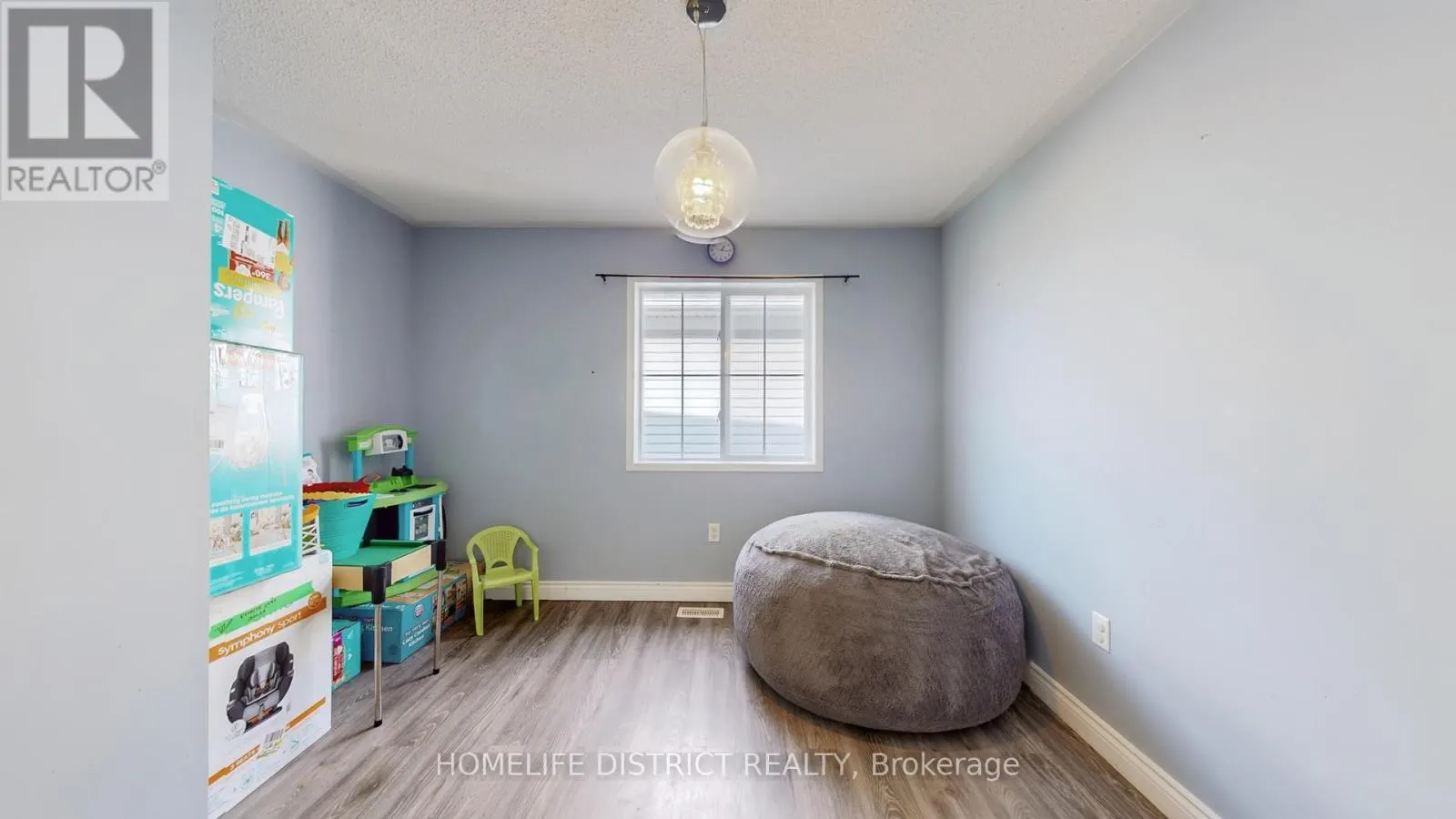 1688 SPENCELY DRIVE