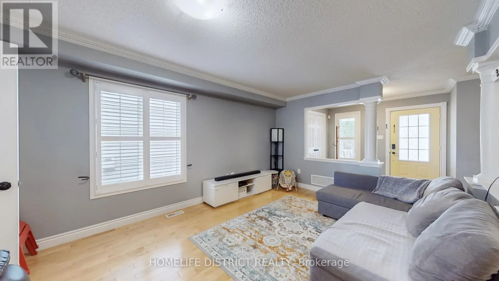 1688 SPENCELY DRIVE
