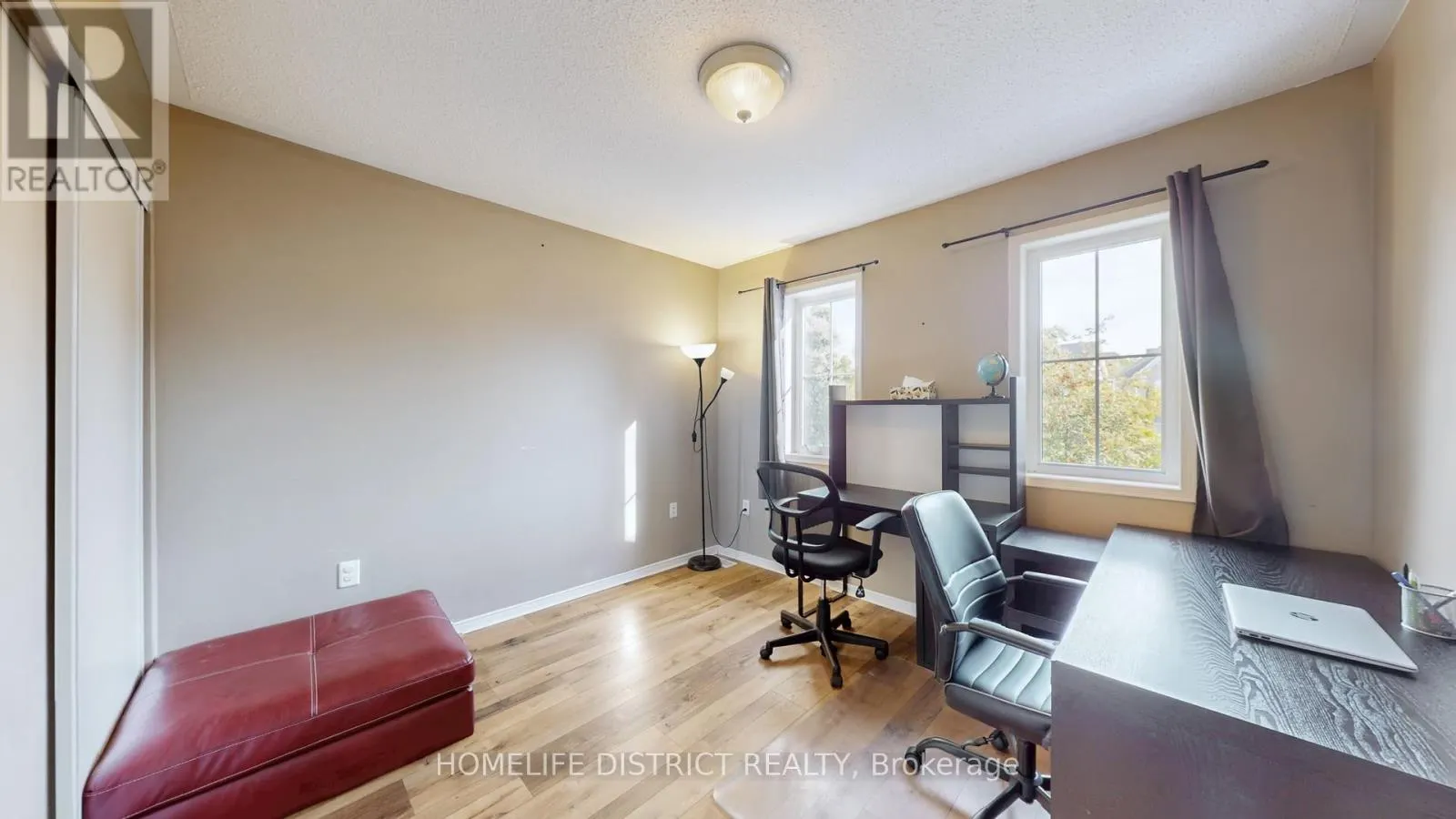 1688 SPENCELY DRIVE