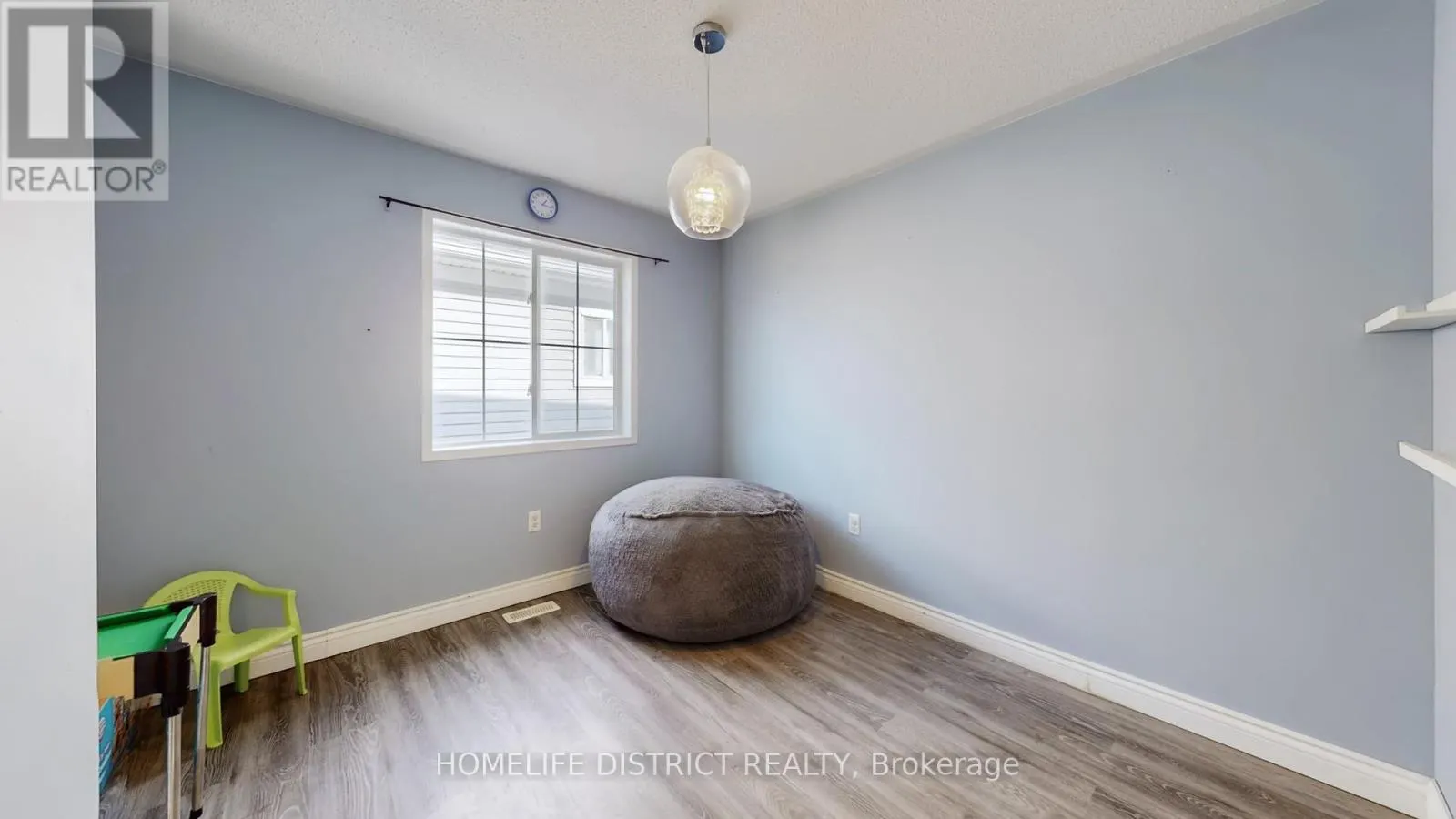 1688 SPENCELY DRIVE