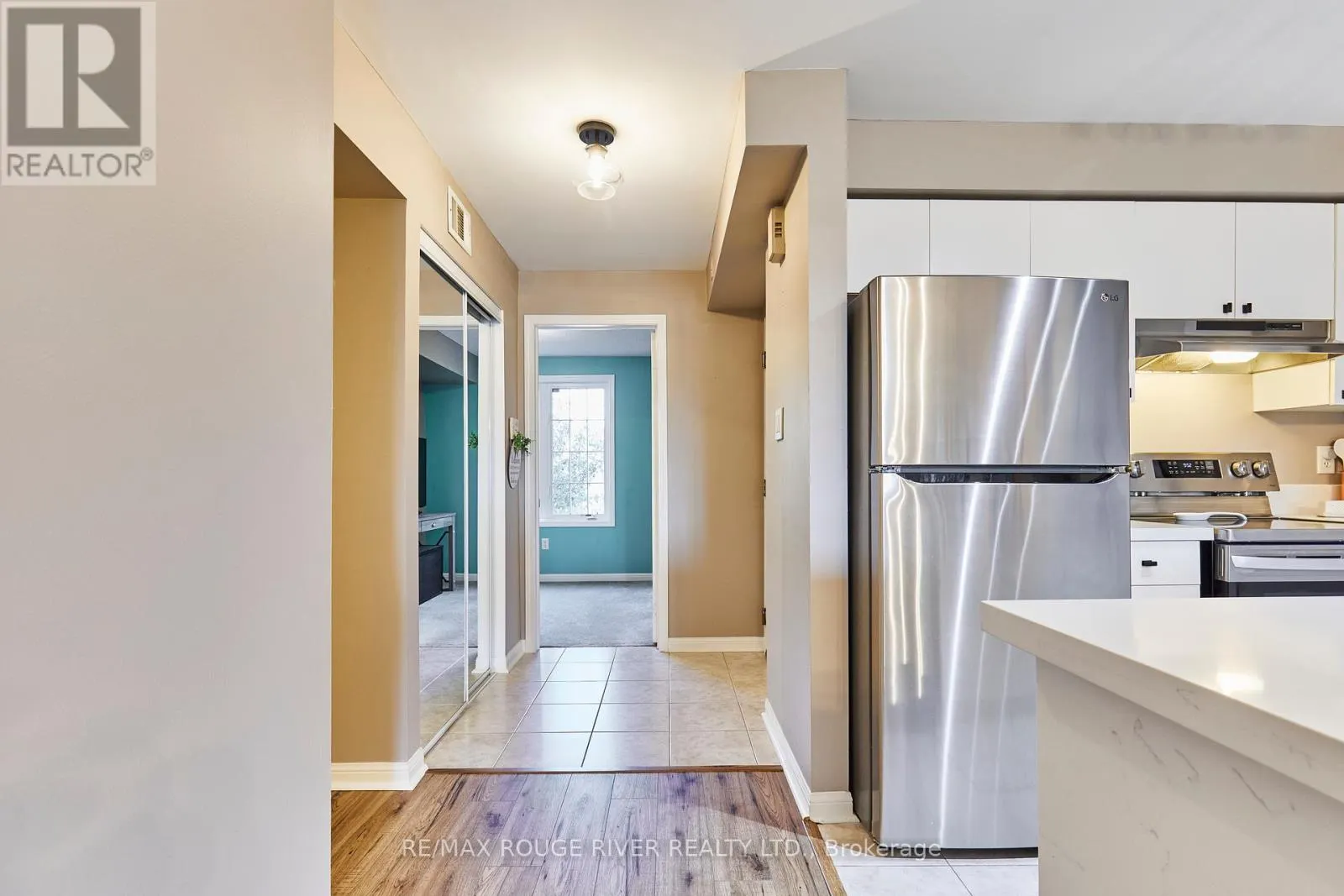 2 - 72 PETRA WAY