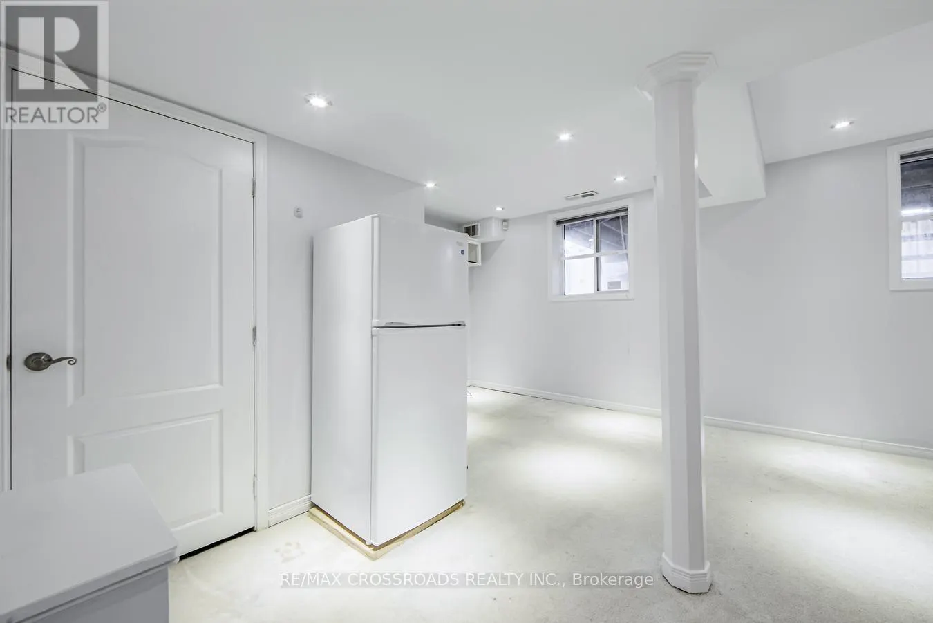 3 BRIMFOREST GATE