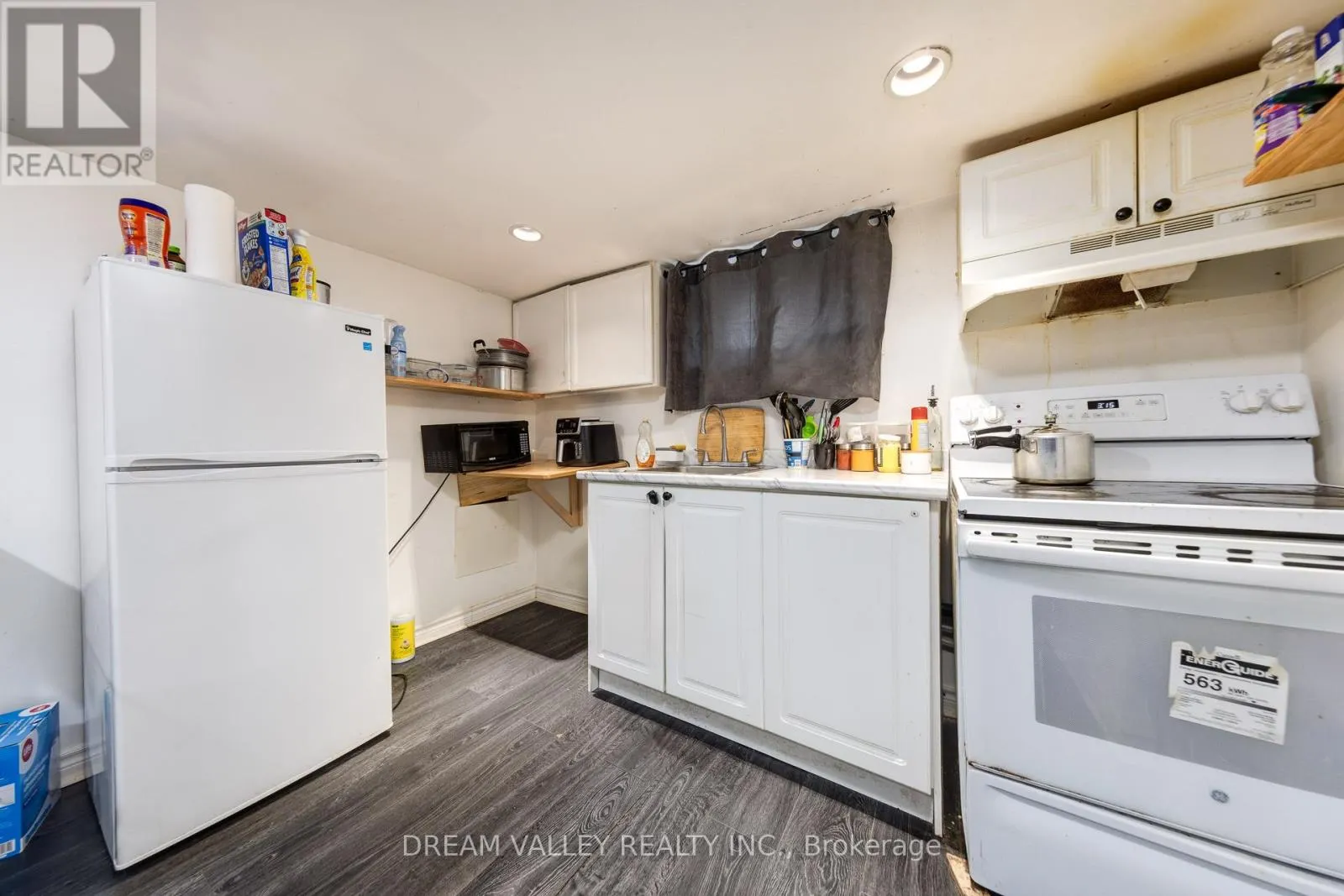 107 COMMONWEALTH AVENUE
