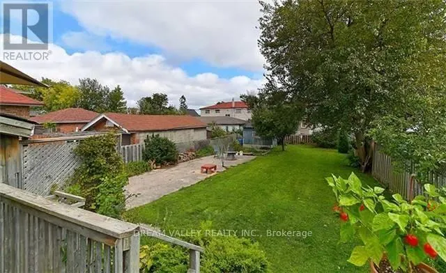 107 COMMONWEALTH AVENUE