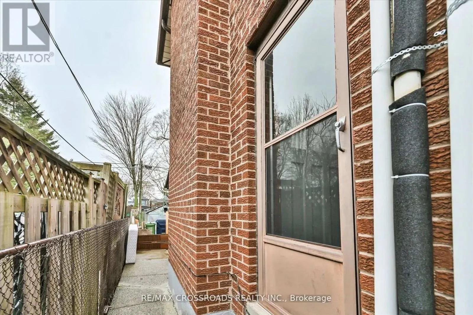 48 PHILLIP AVENUE