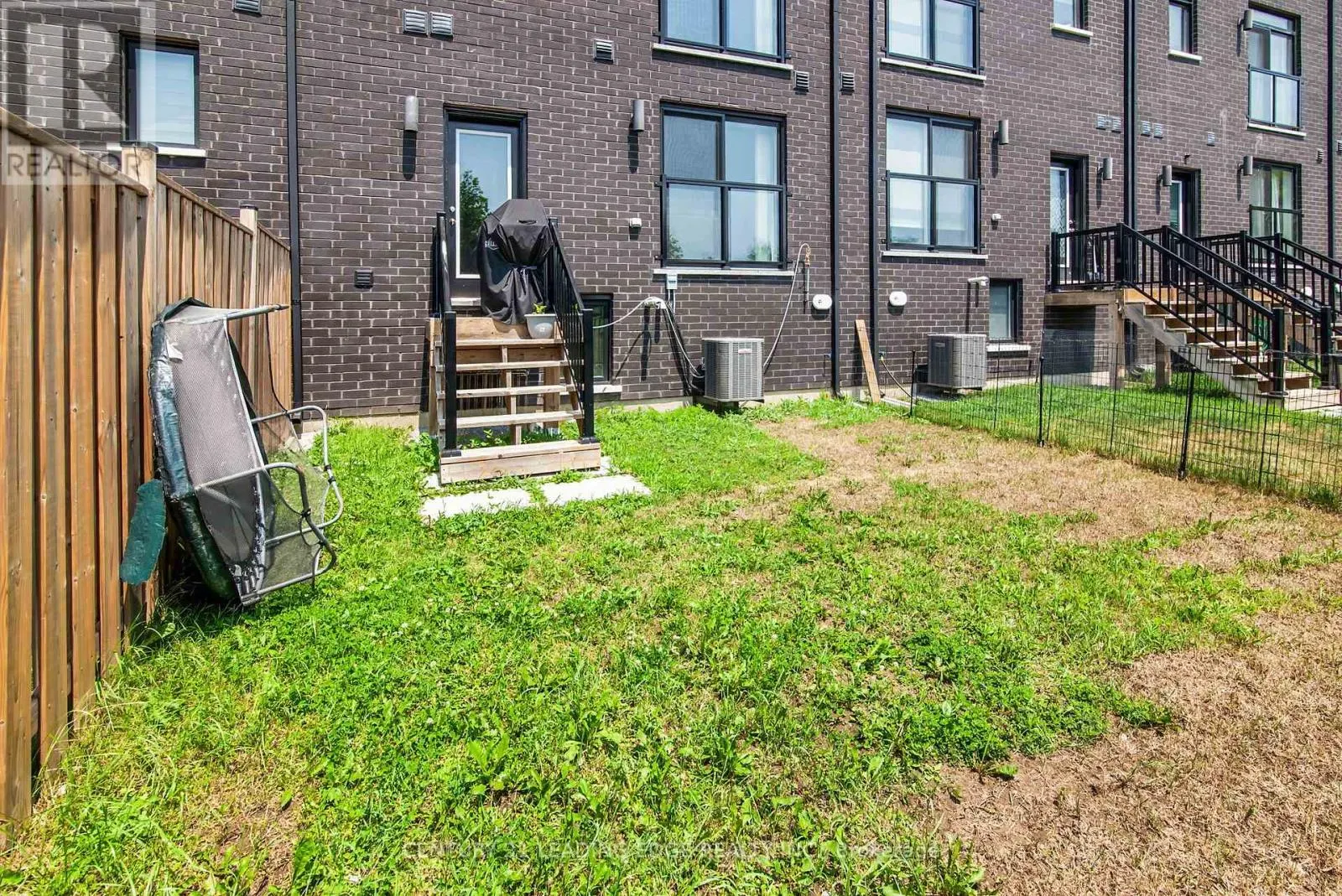 1362 GULL CROSSING N