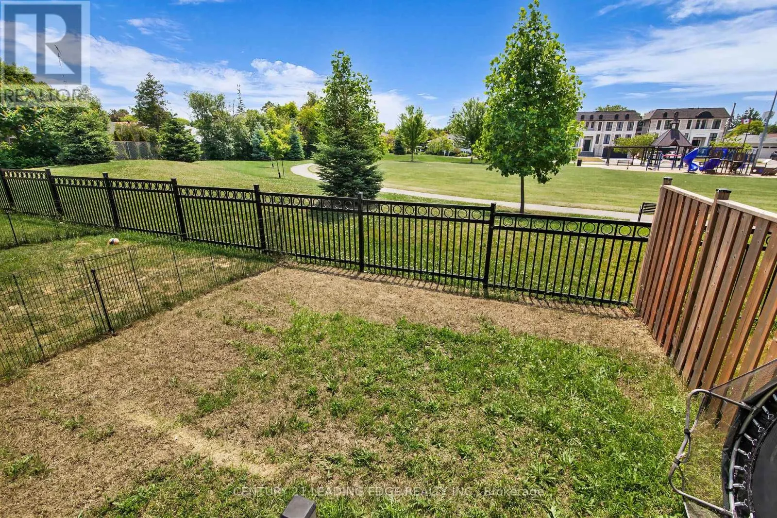 1362 GULL CROSSING N