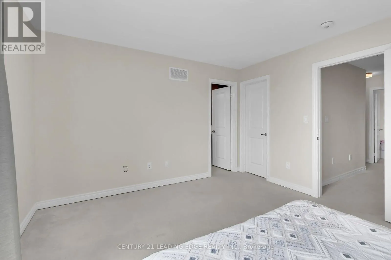 1362 GULL CROSSING N