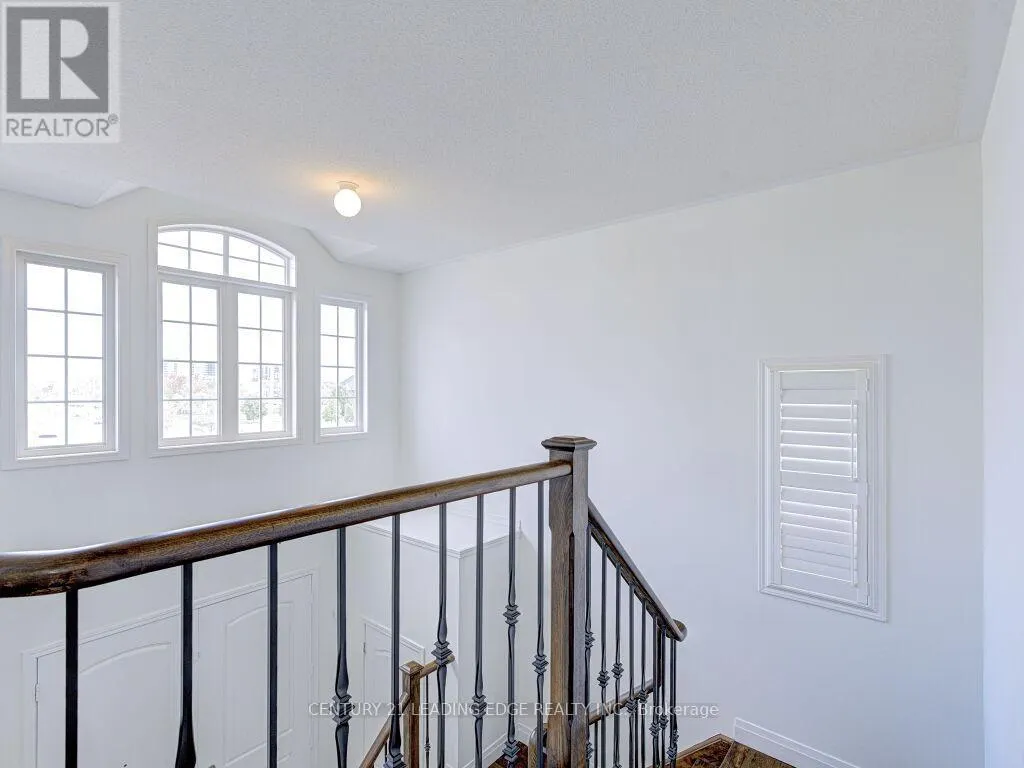 39 BUTSON CRESCENT