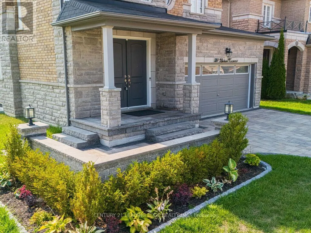 39 BUTSON CRESCENT