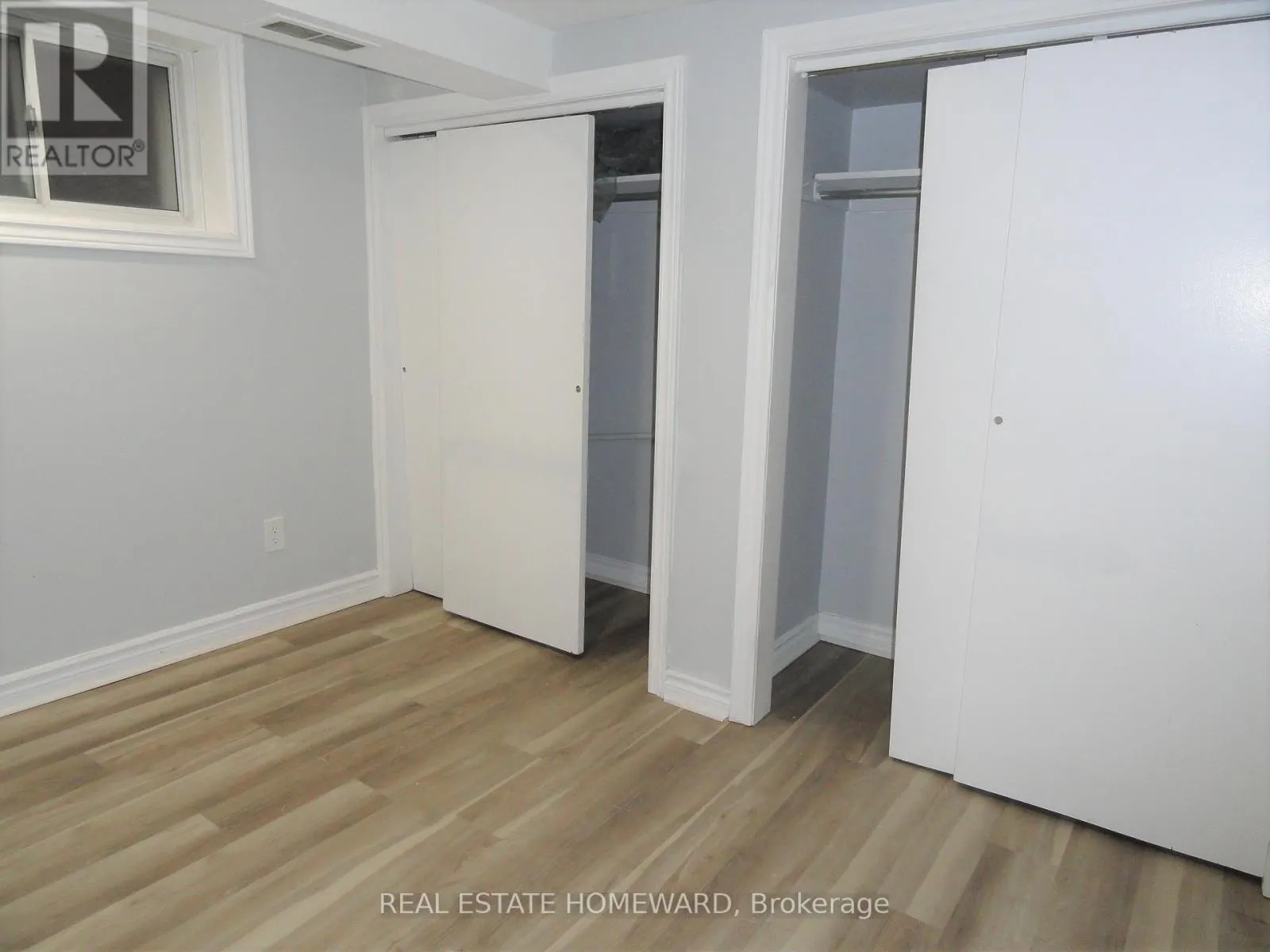 (LOWER LEVEL) - 328 LINSMORE CRESCENT