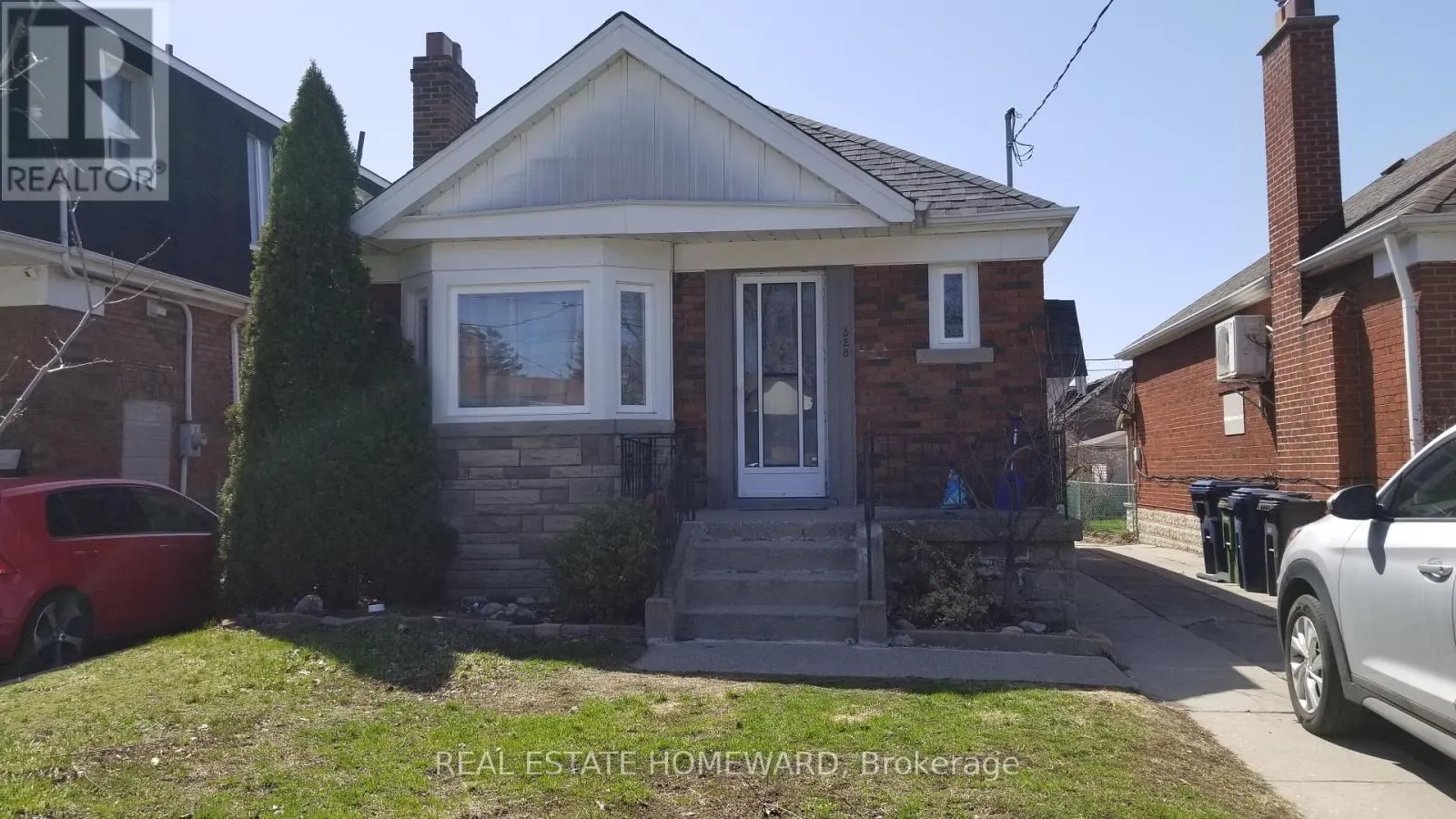 (LOWER LEVEL) - 328 LINSMORE CRESCENT
