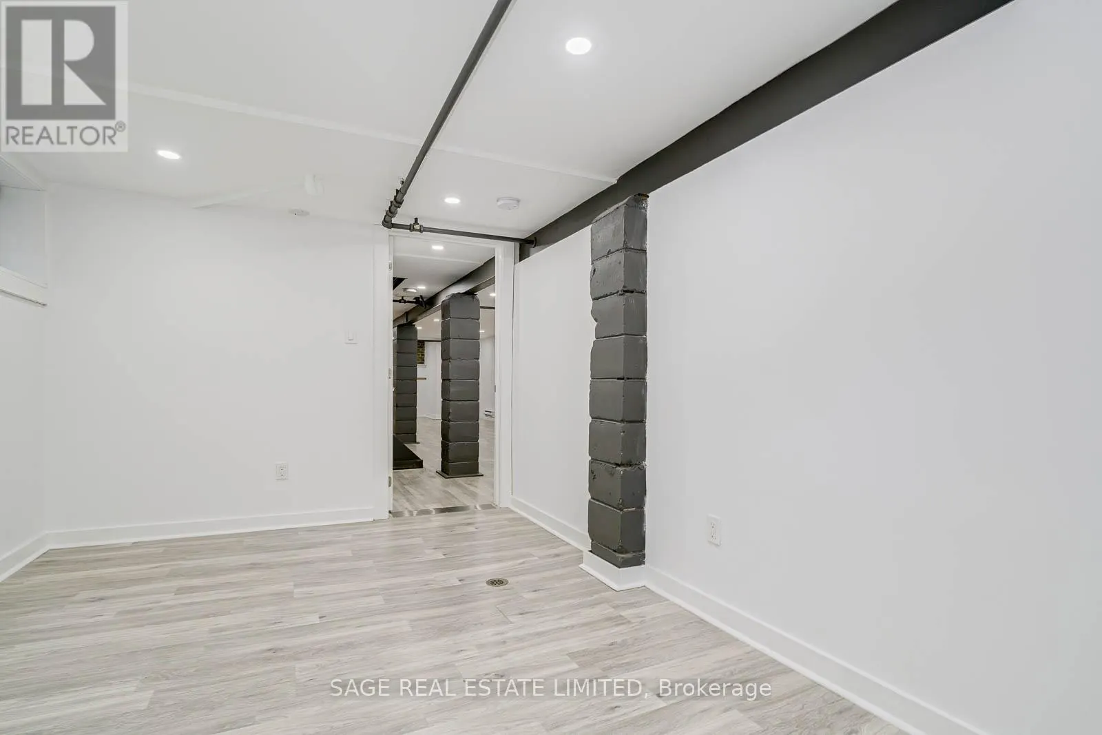 5 - 10 FIR AVENUE