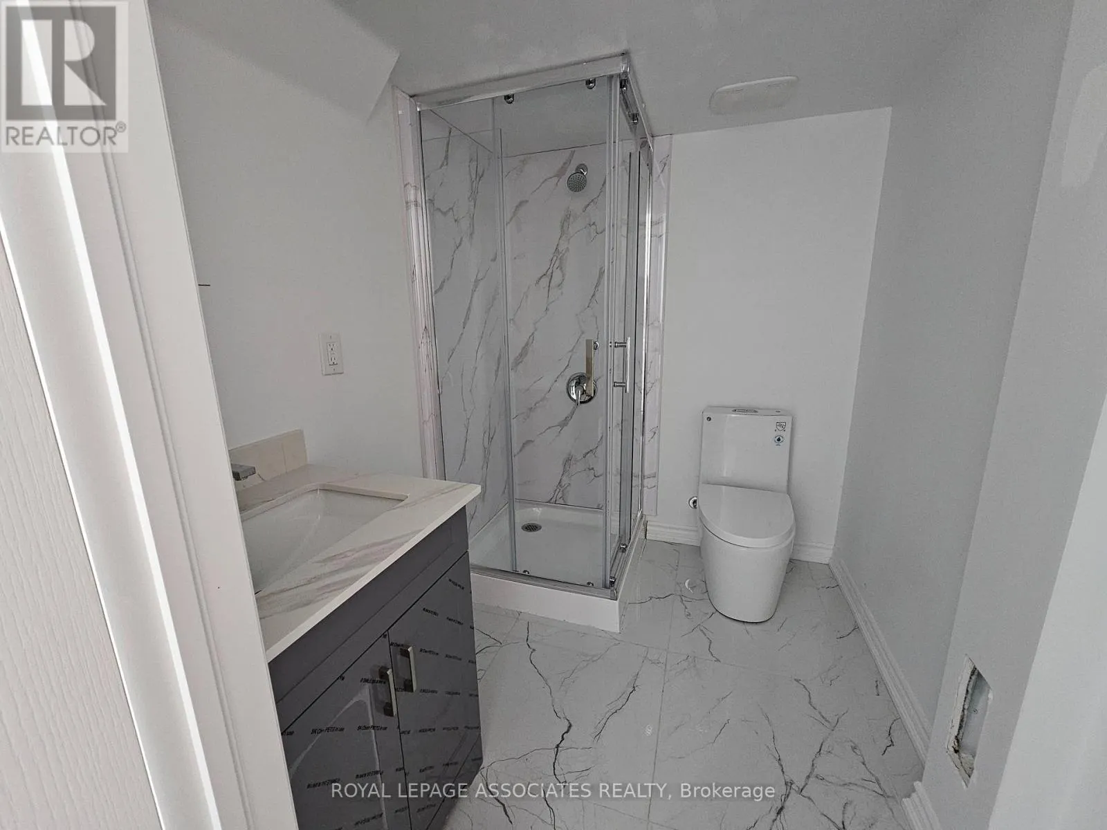 226 MIYAKO COURT