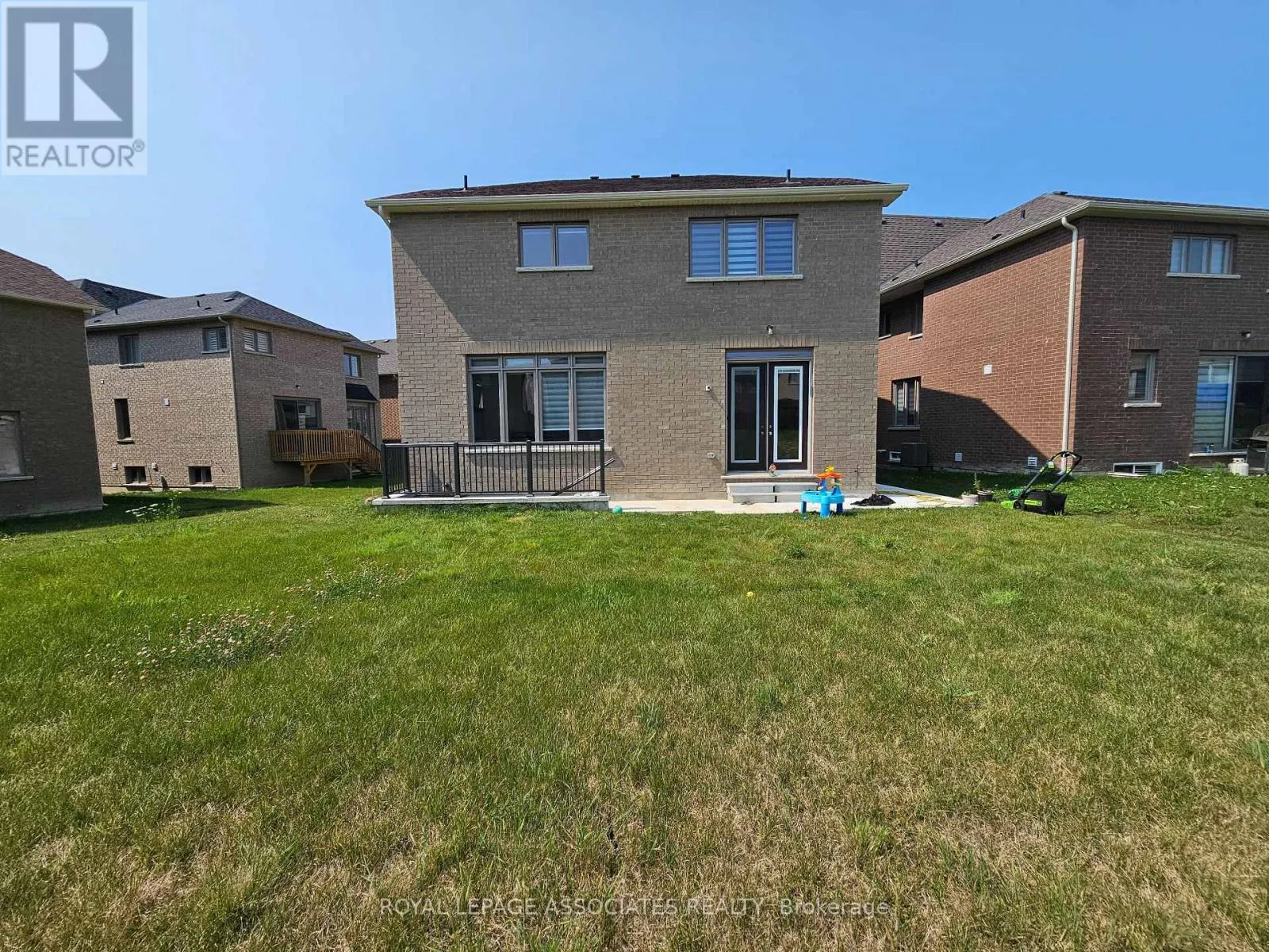 226 MIYAKO COURT