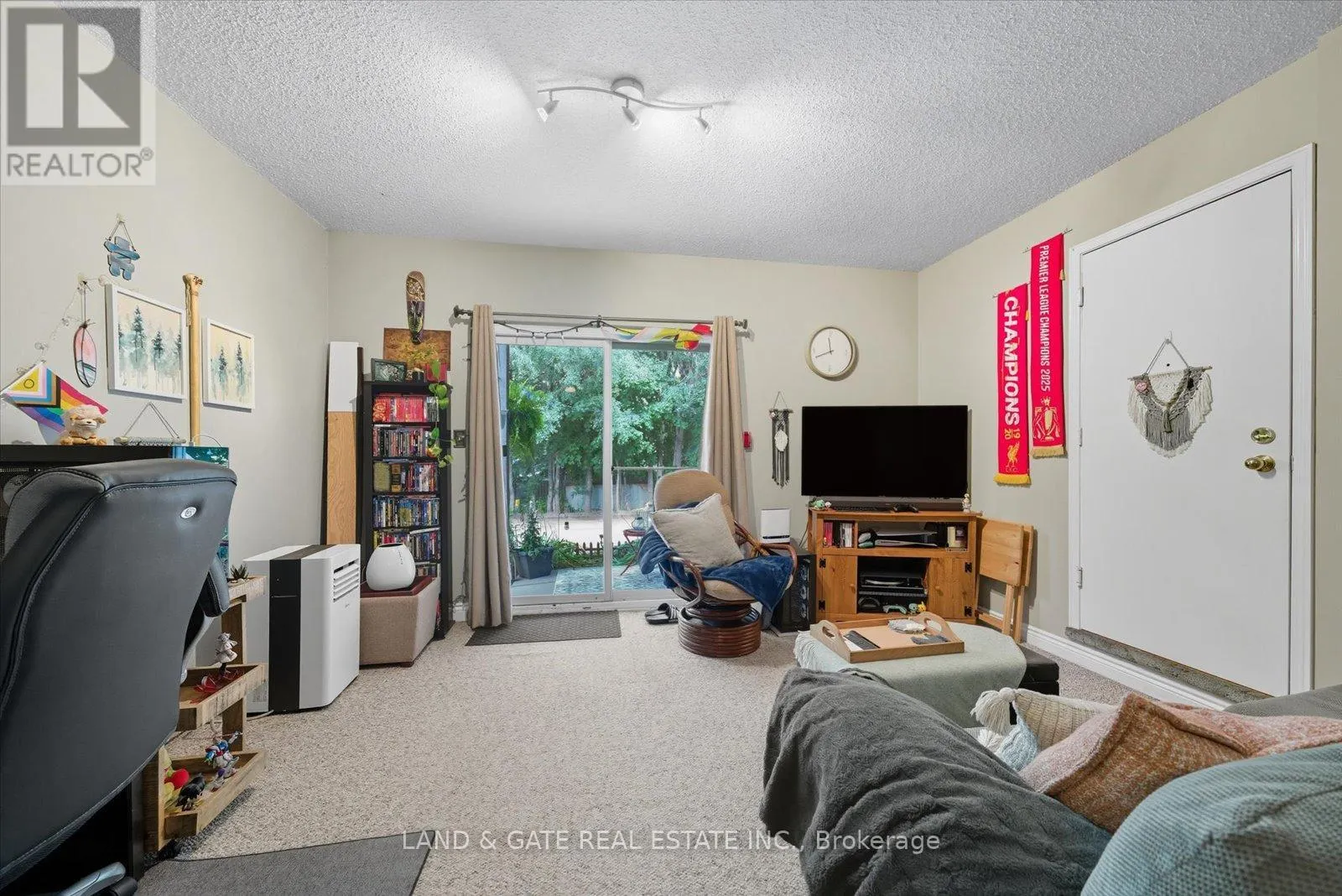314 HILLSIDE AVENUE