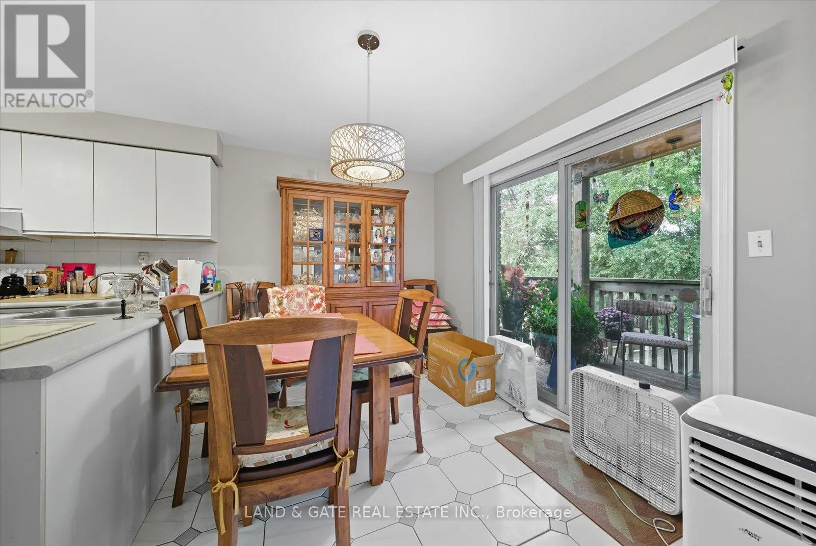 314 HILLSIDE AVENUE