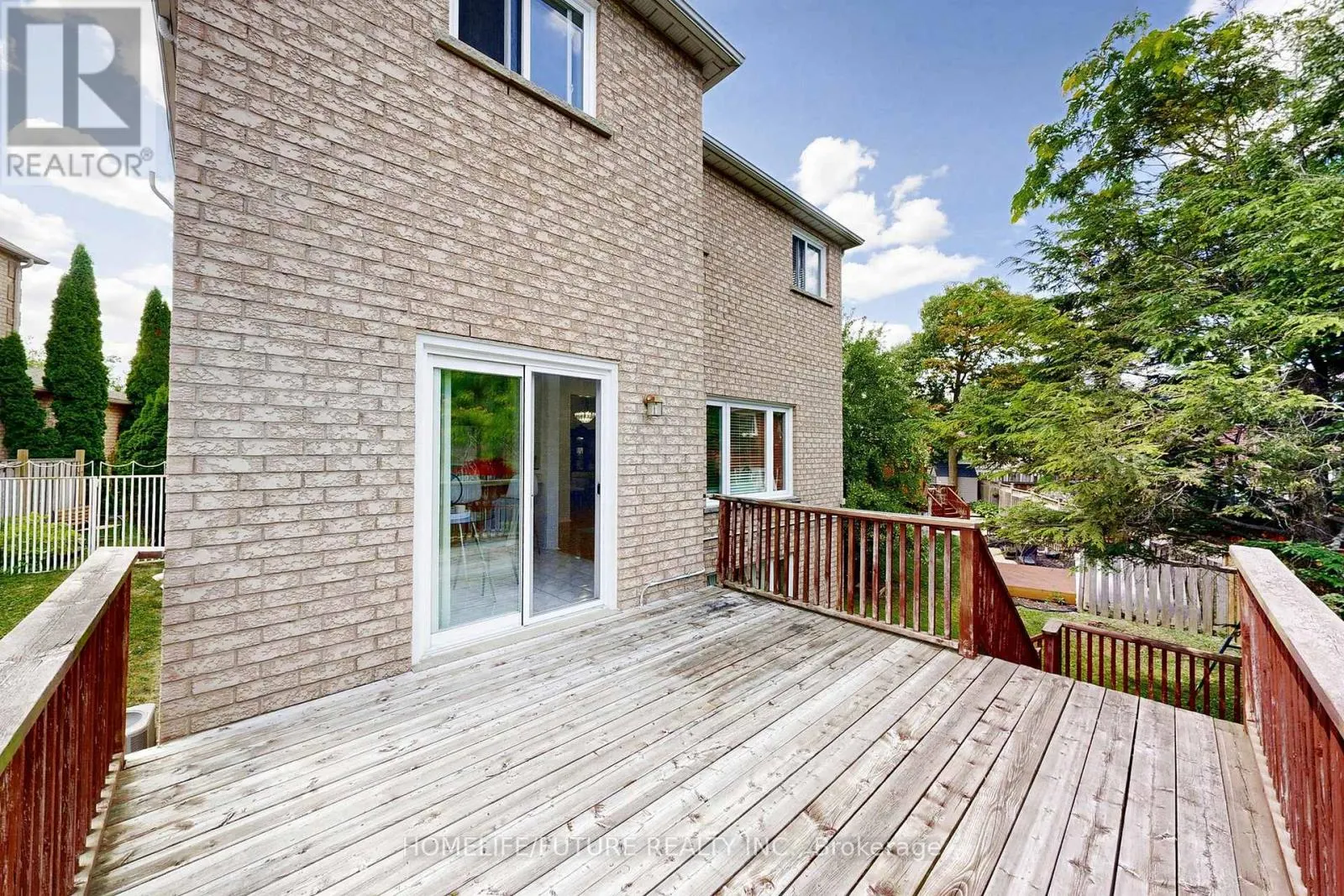 1595 DEERHURST COURT
