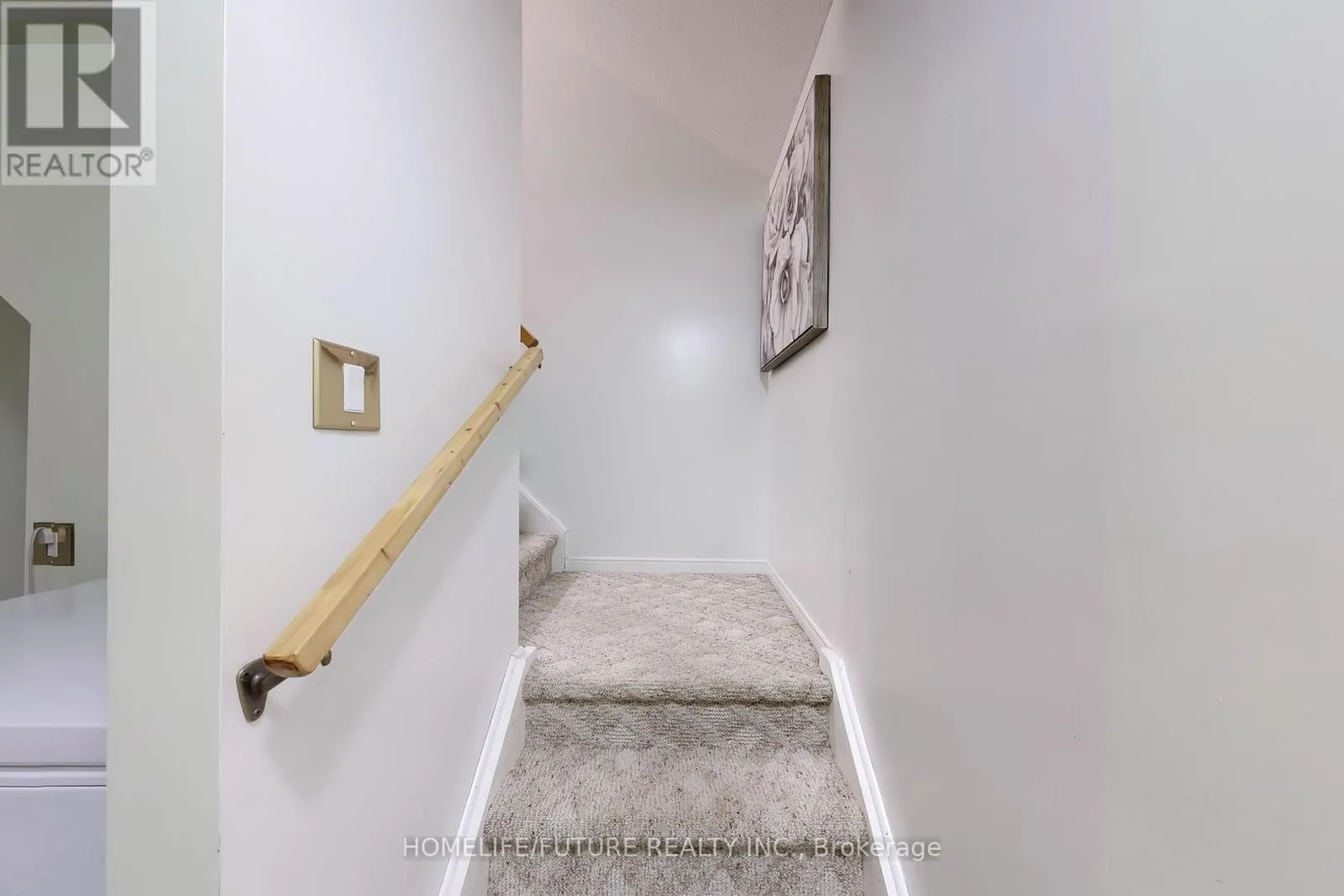 1595 DEERHURST COURT