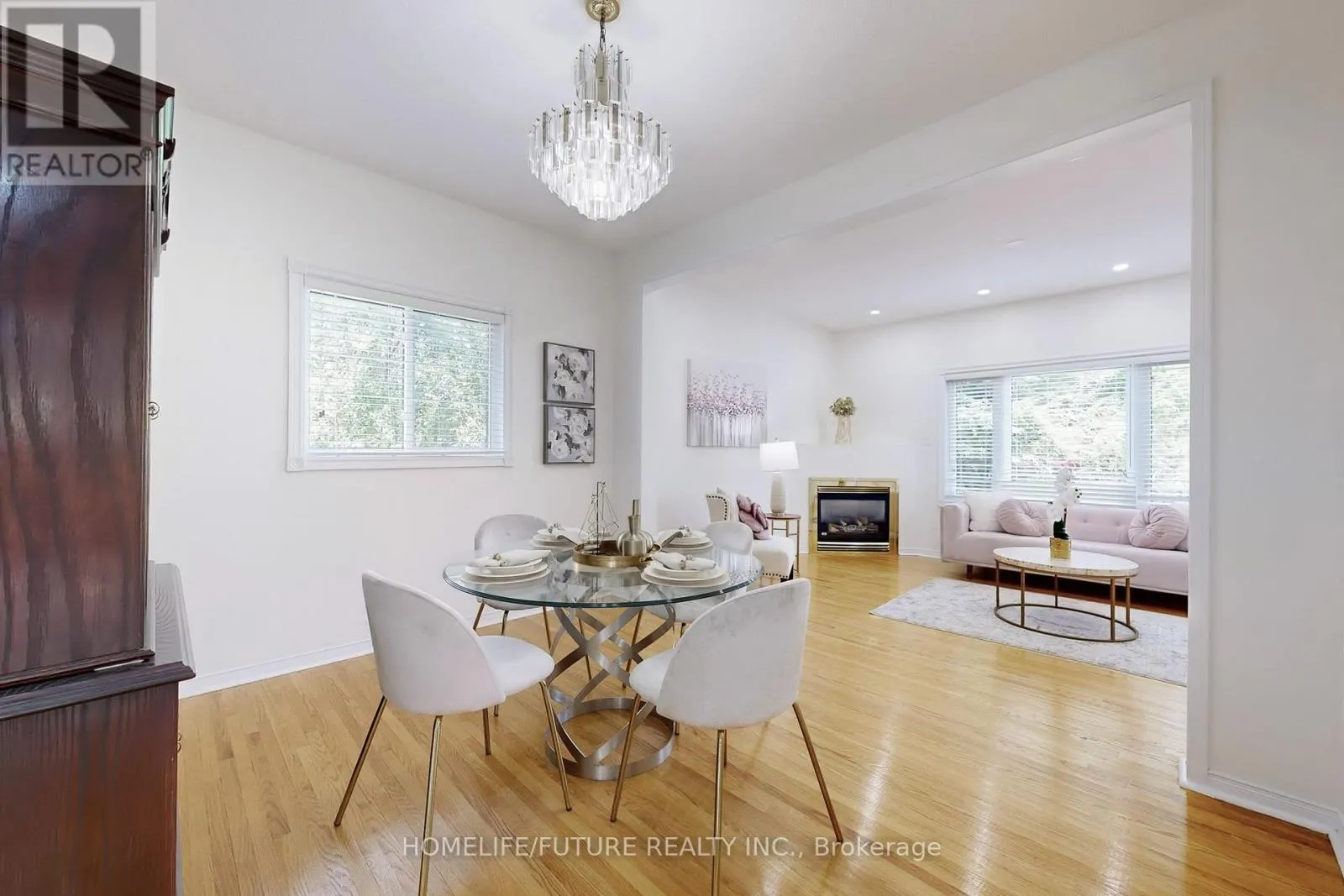 1595 DEERHURST COURT
