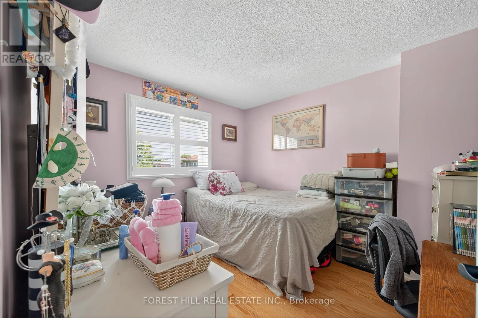 3 BOWERS COURT