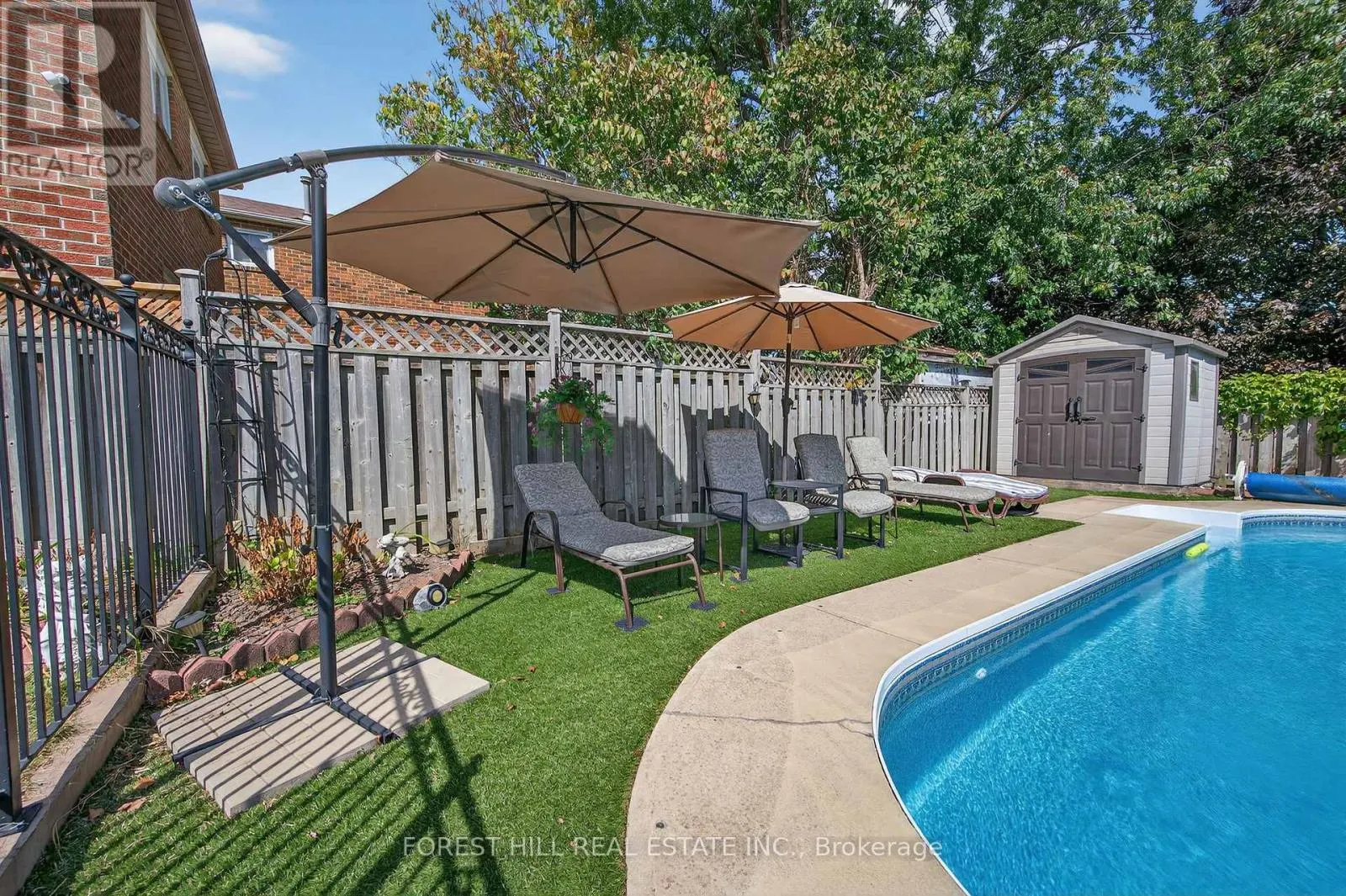 3 BOWERS COURT
