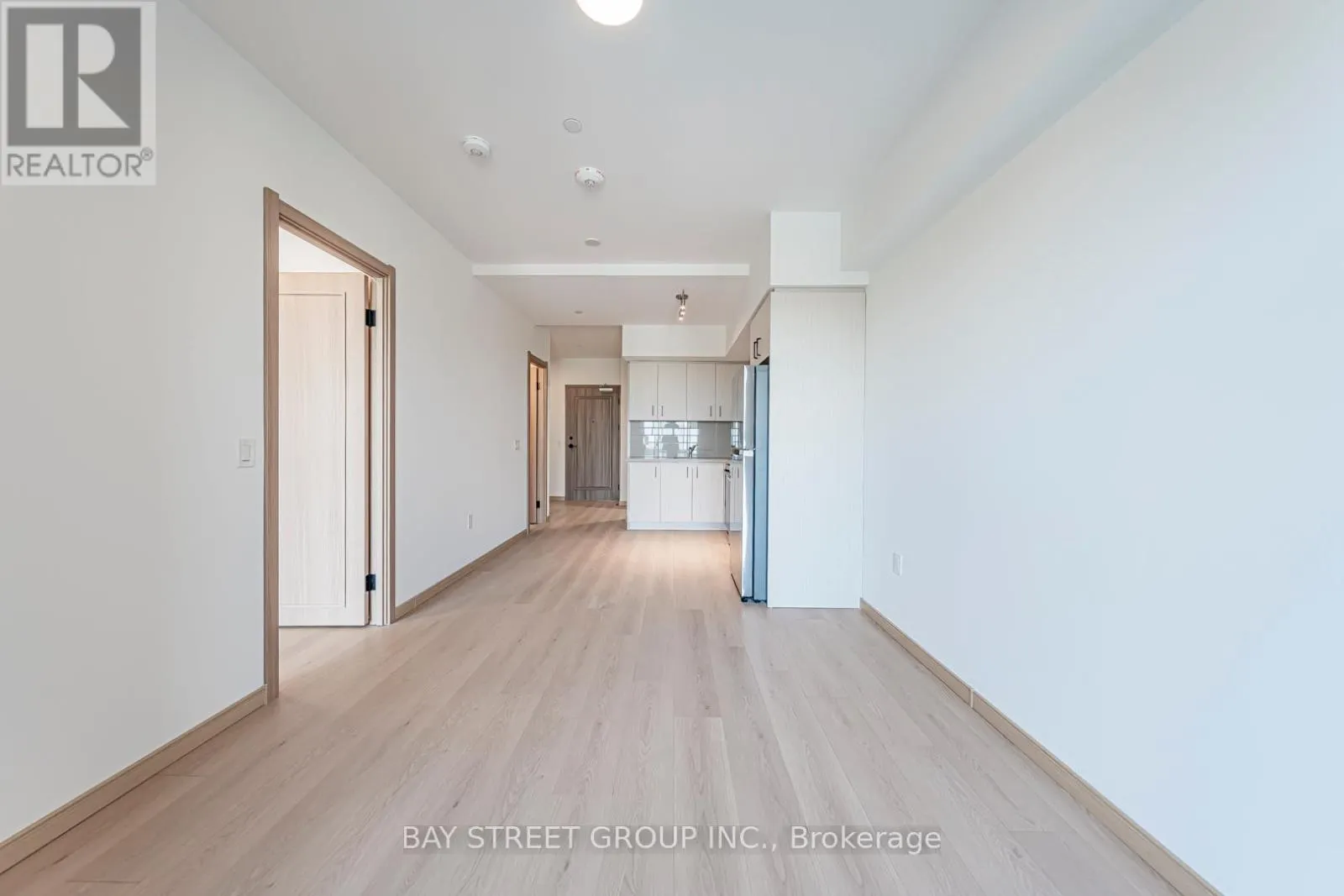 A709 - 3421 SHEPPARD AVENUE E