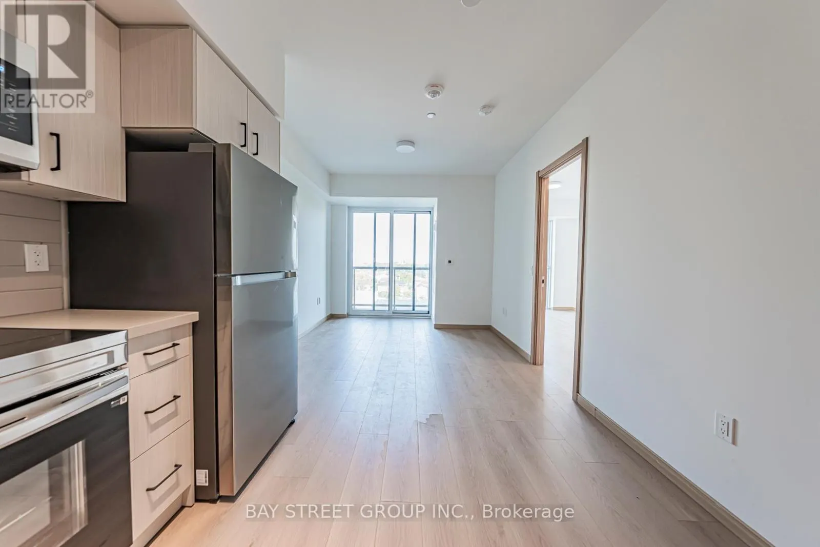 A709 - 3421 SHEPPARD AVENUE E