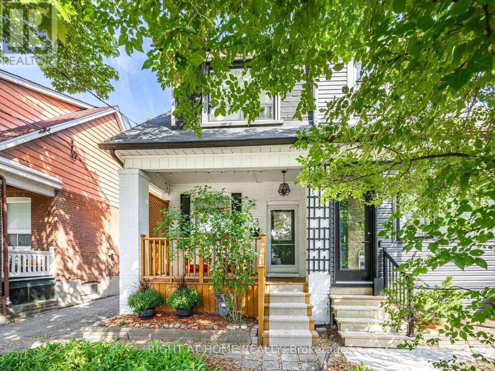 33 WILEY AVENUE