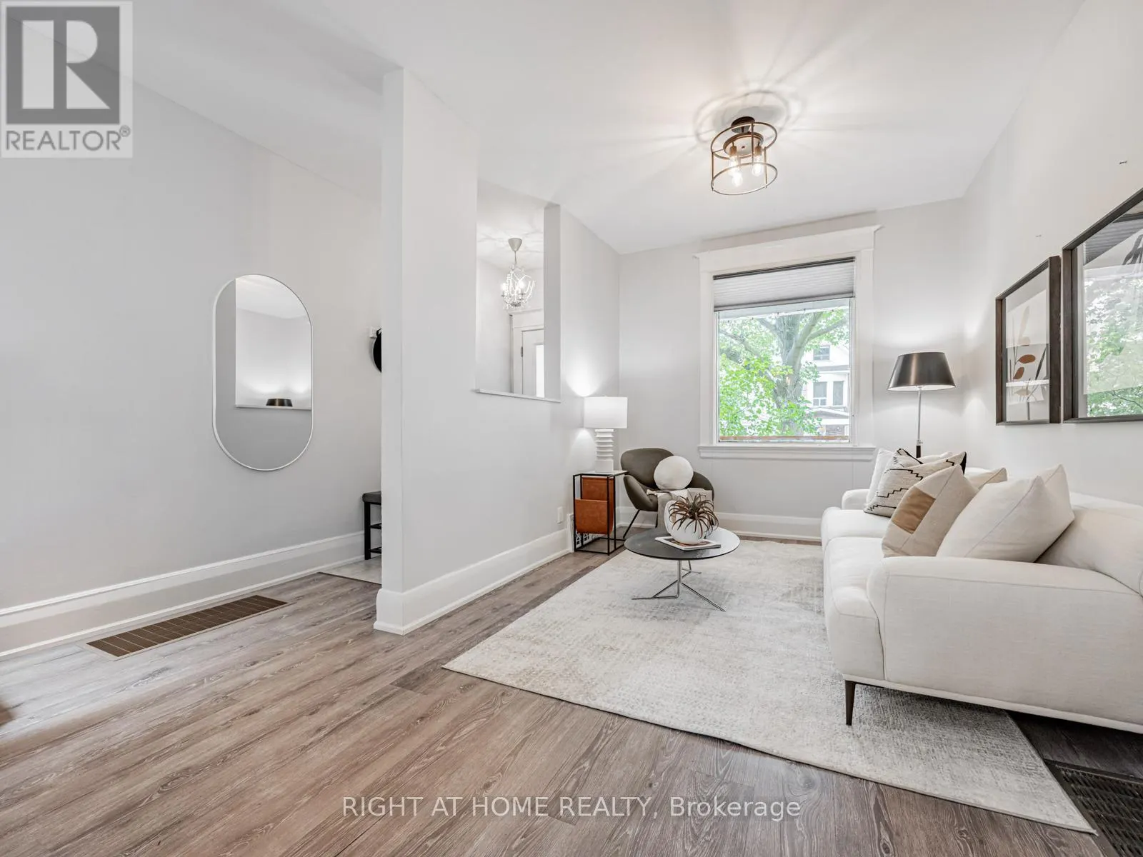 33 WILEY AVENUE