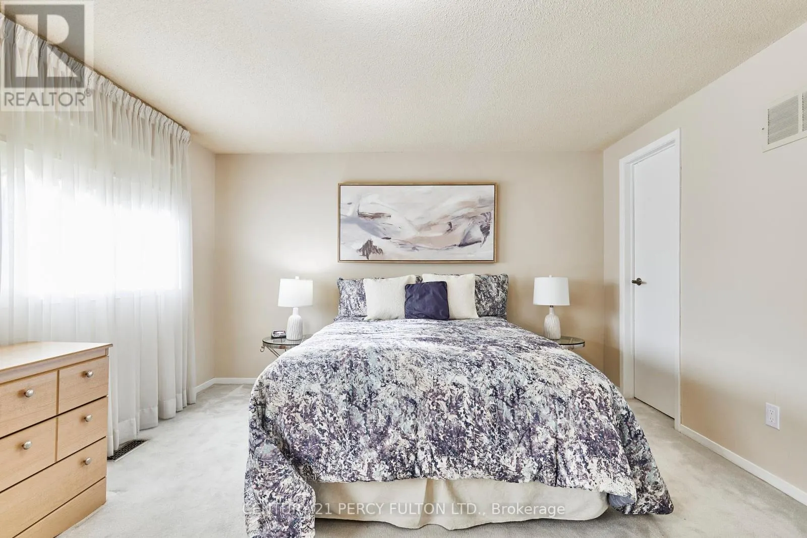 48 NABOB CRESCENT