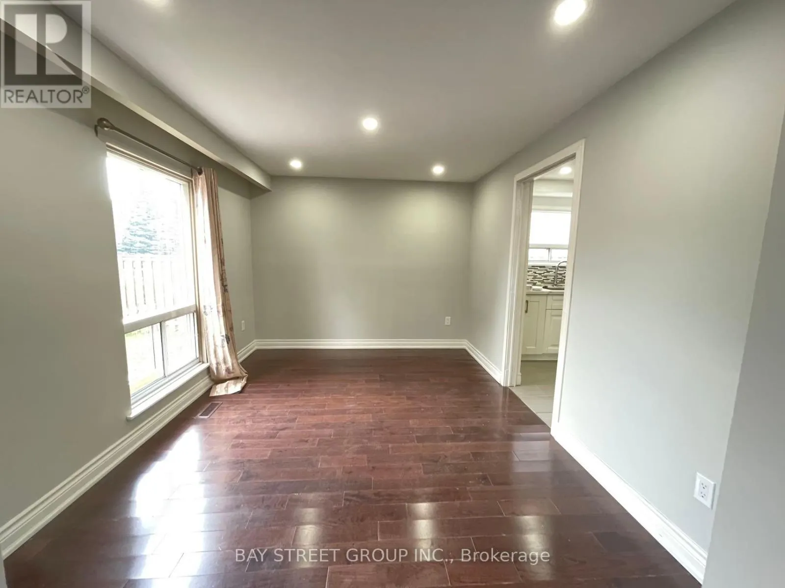 31 WELLPARK BOULEVARD