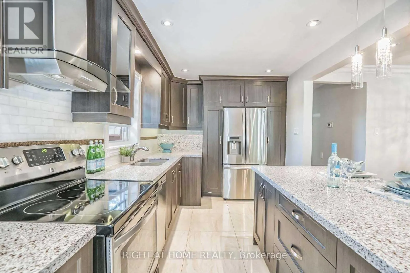 (MAIN) - 20 STOKEWELL PLACE