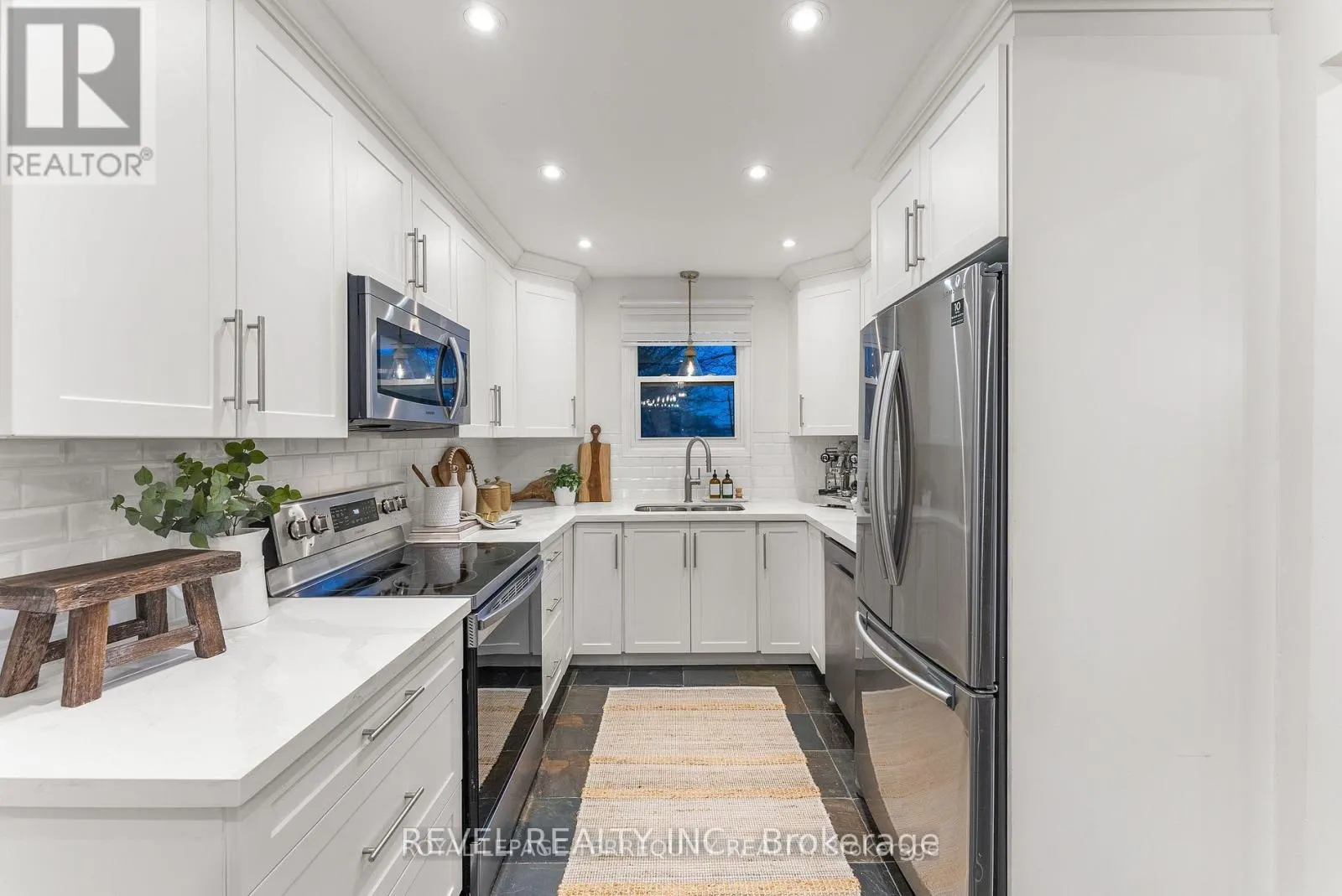 2352 CONCESSION RD 8