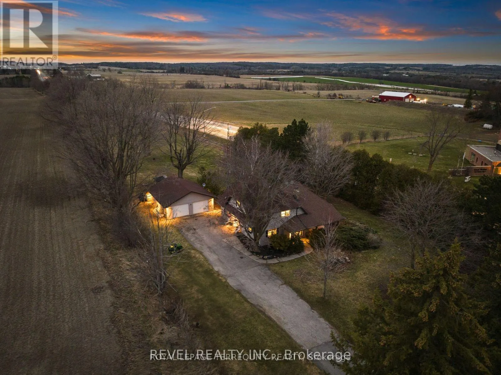 2352 CONCESSION RD 8