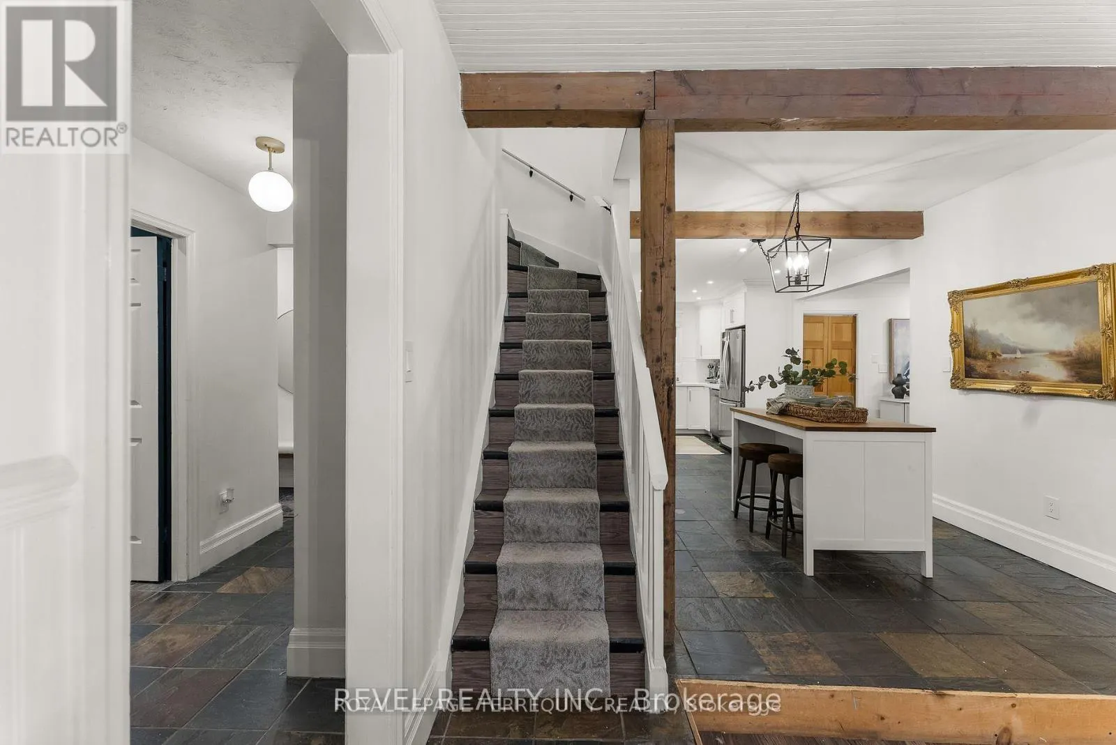 2352 CONCESSION RD 8