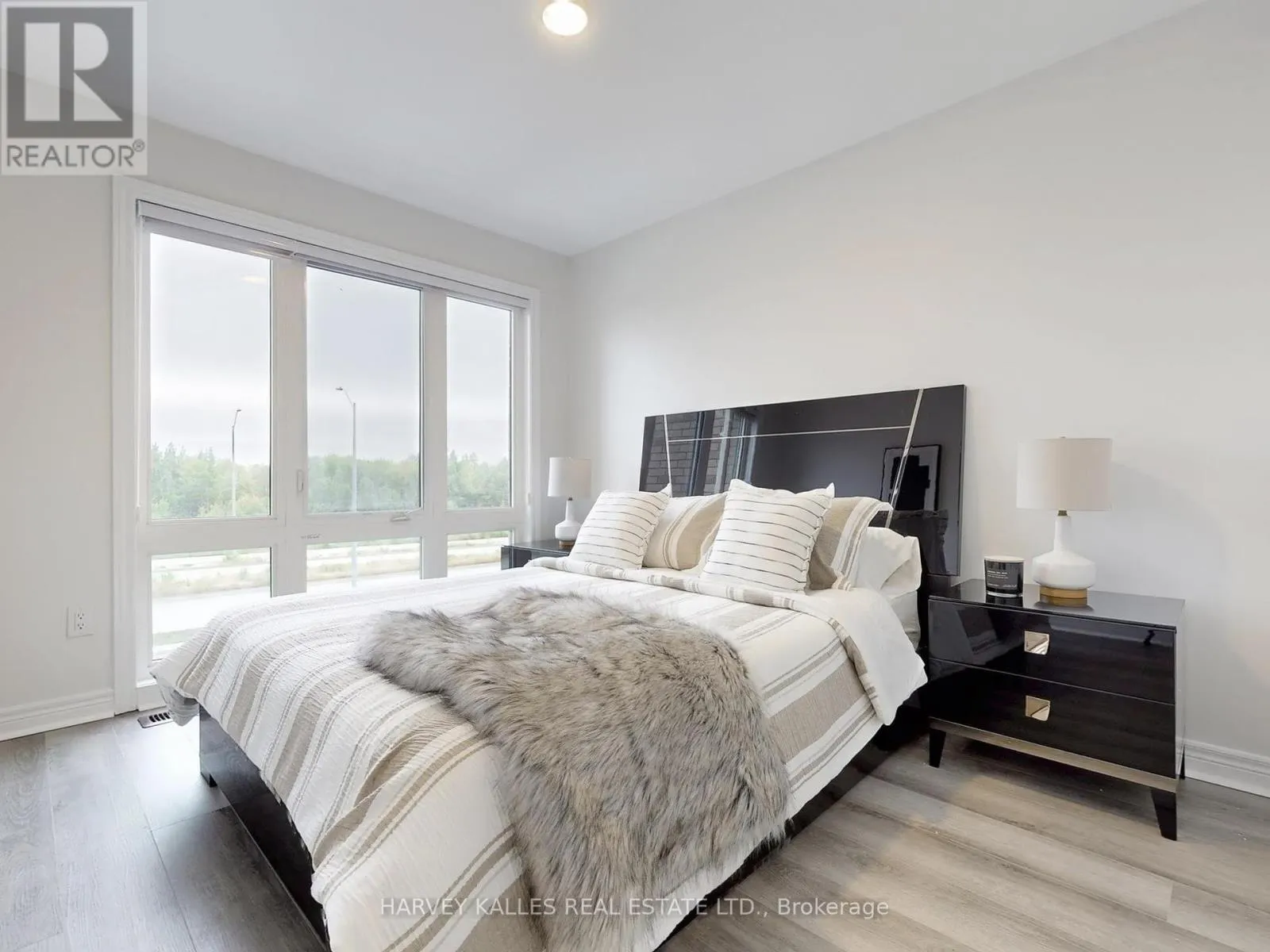 1146 CACTUS CRESCENT