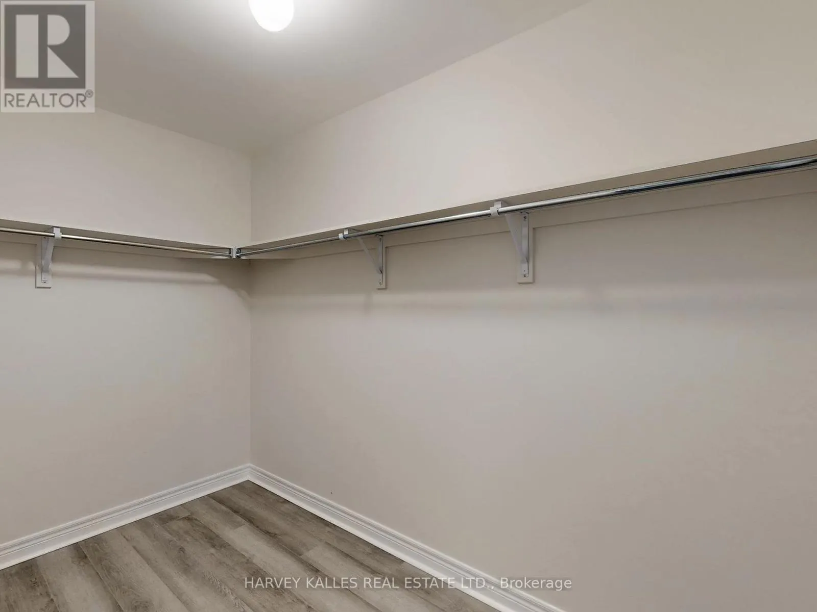 1146 CACTUS CRESCENT