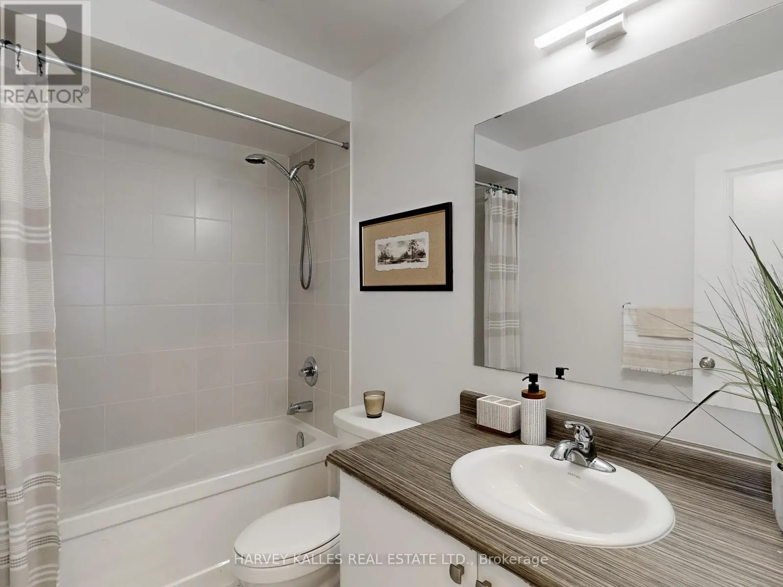 1146 CACTUS CRESCENT