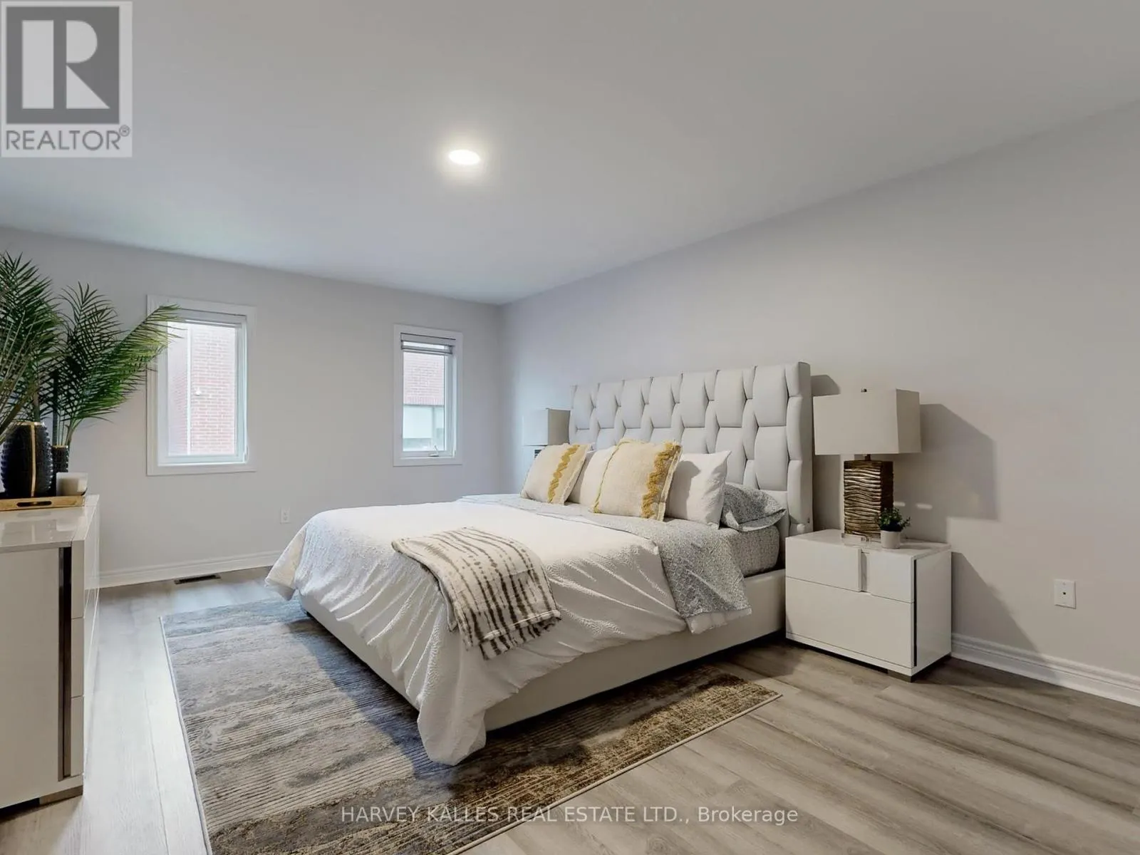 1146 CACTUS CRESCENT