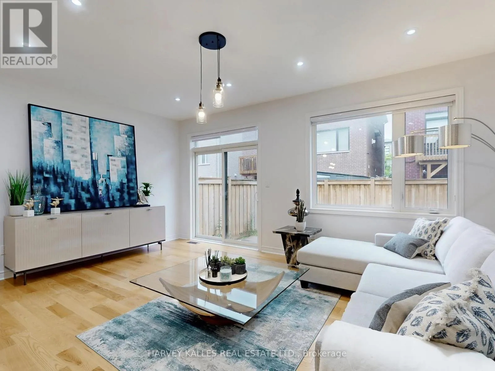 1146 CACTUS CRESCENT