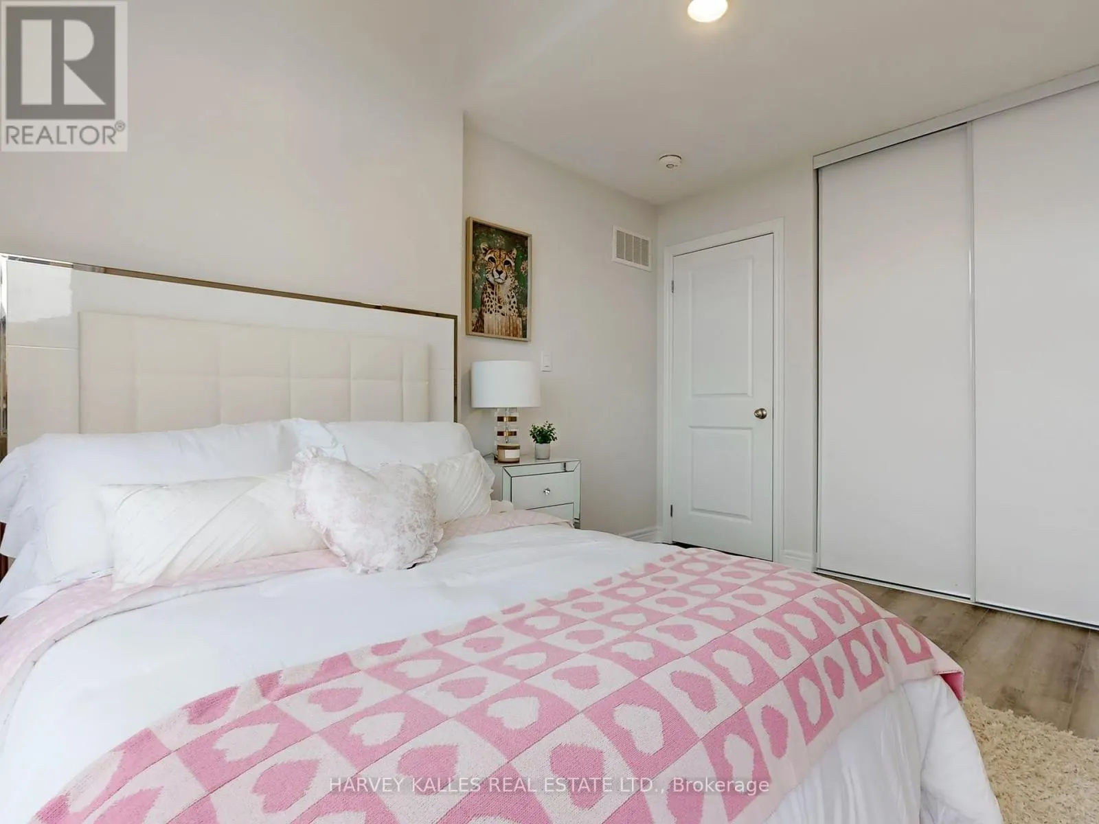 1146 CACTUS CRESCENT