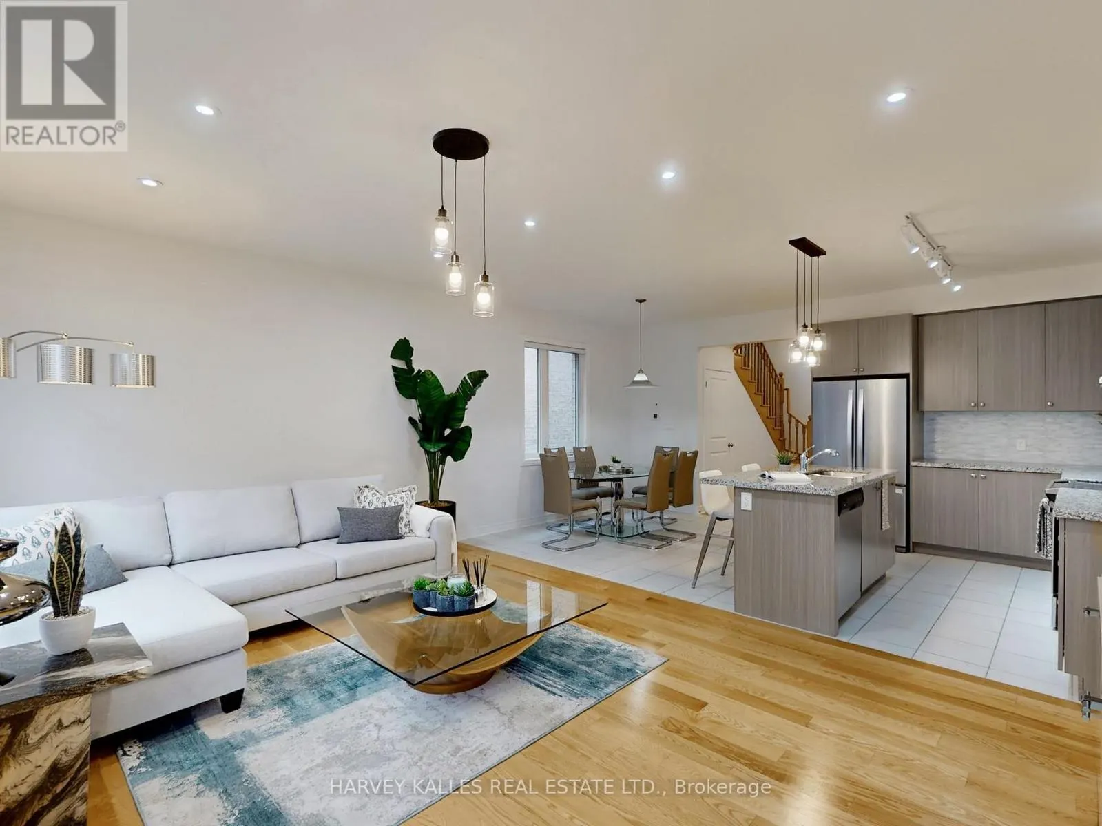 1146 CACTUS CRESCENT