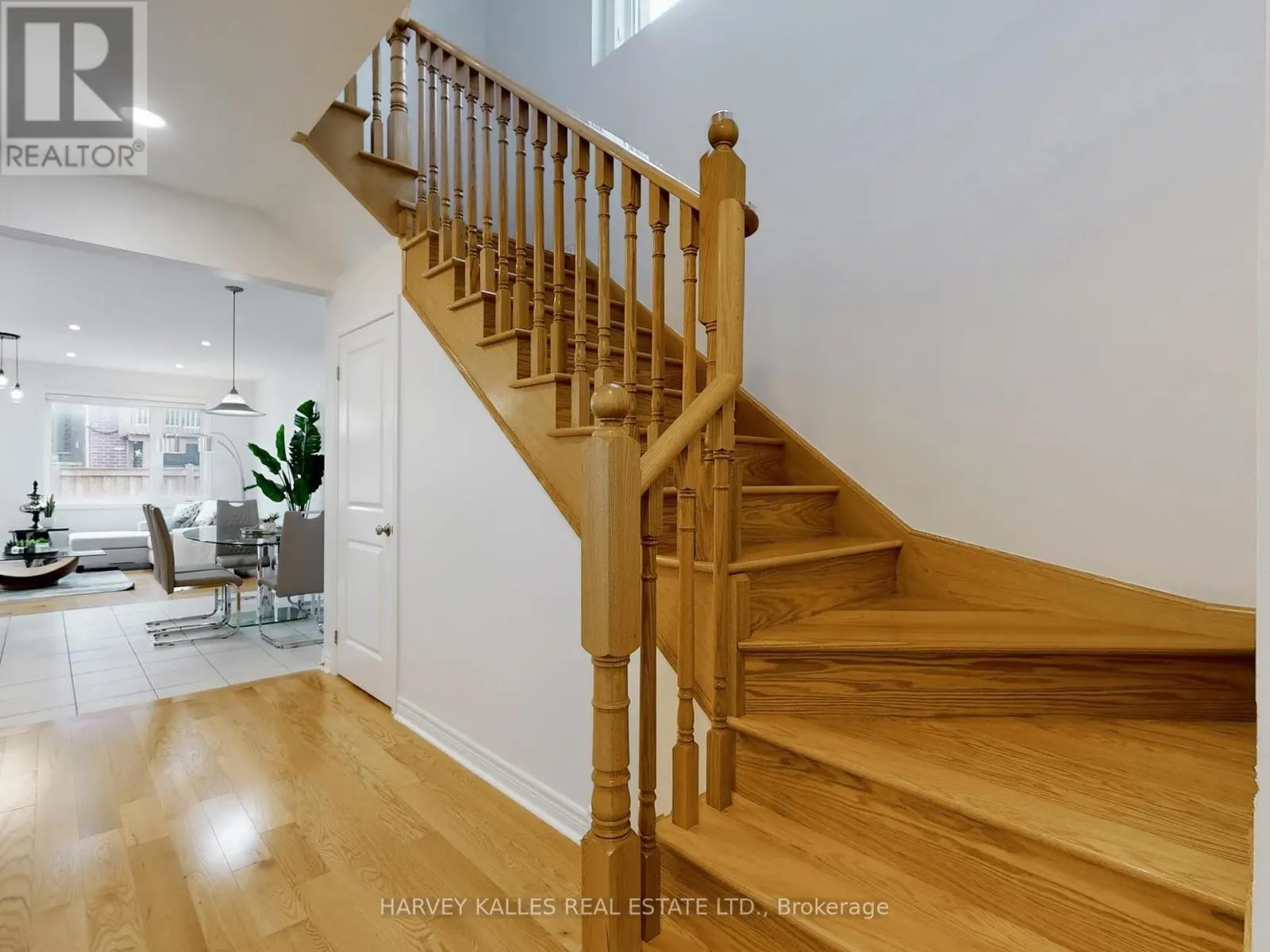 1146 CACTUS CRESCENT