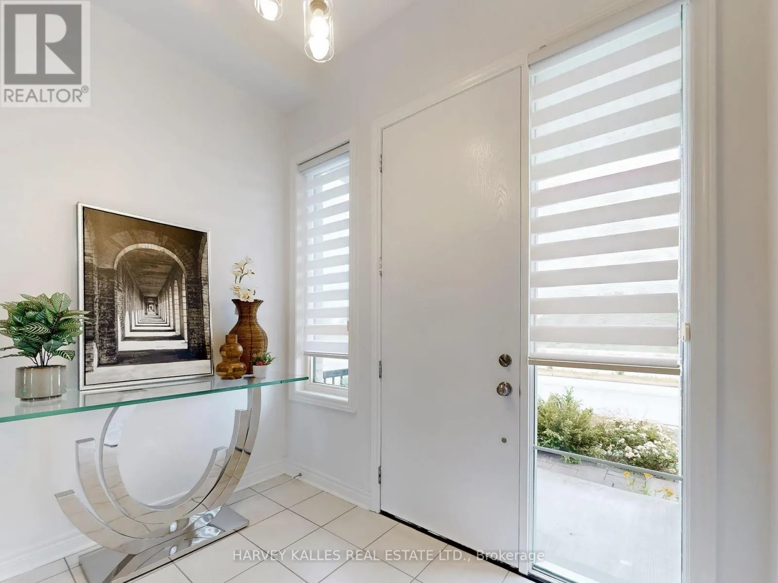 1146 CACTUS CRESCENT