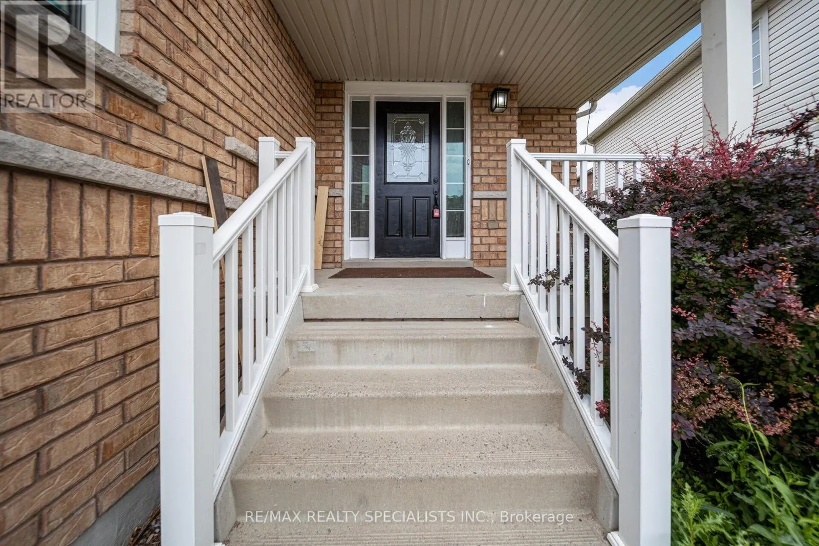 91 LAPRADE SQUARE